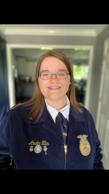 Amelia Ellis - 2021 Recipient attending the University of Kentucky majoring in Ag Education. 