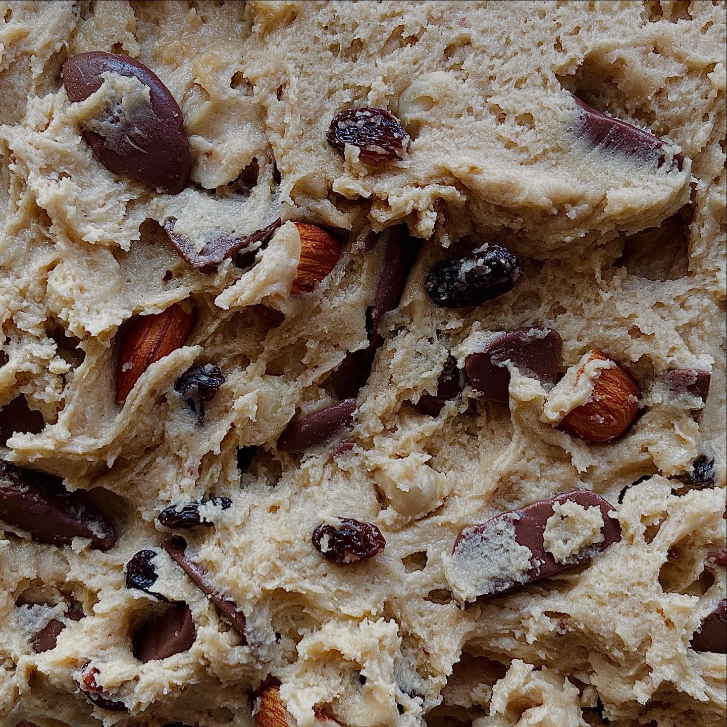Get your hands on our Fruit &amp; Nut May&rsquo;s special - this weekend at Watercress Festival or next bank holiday weekend at Syon Park Foodies Festival. 

#fruitandnut #cookies #snugcookies #foodiesfestival #watercressfestival