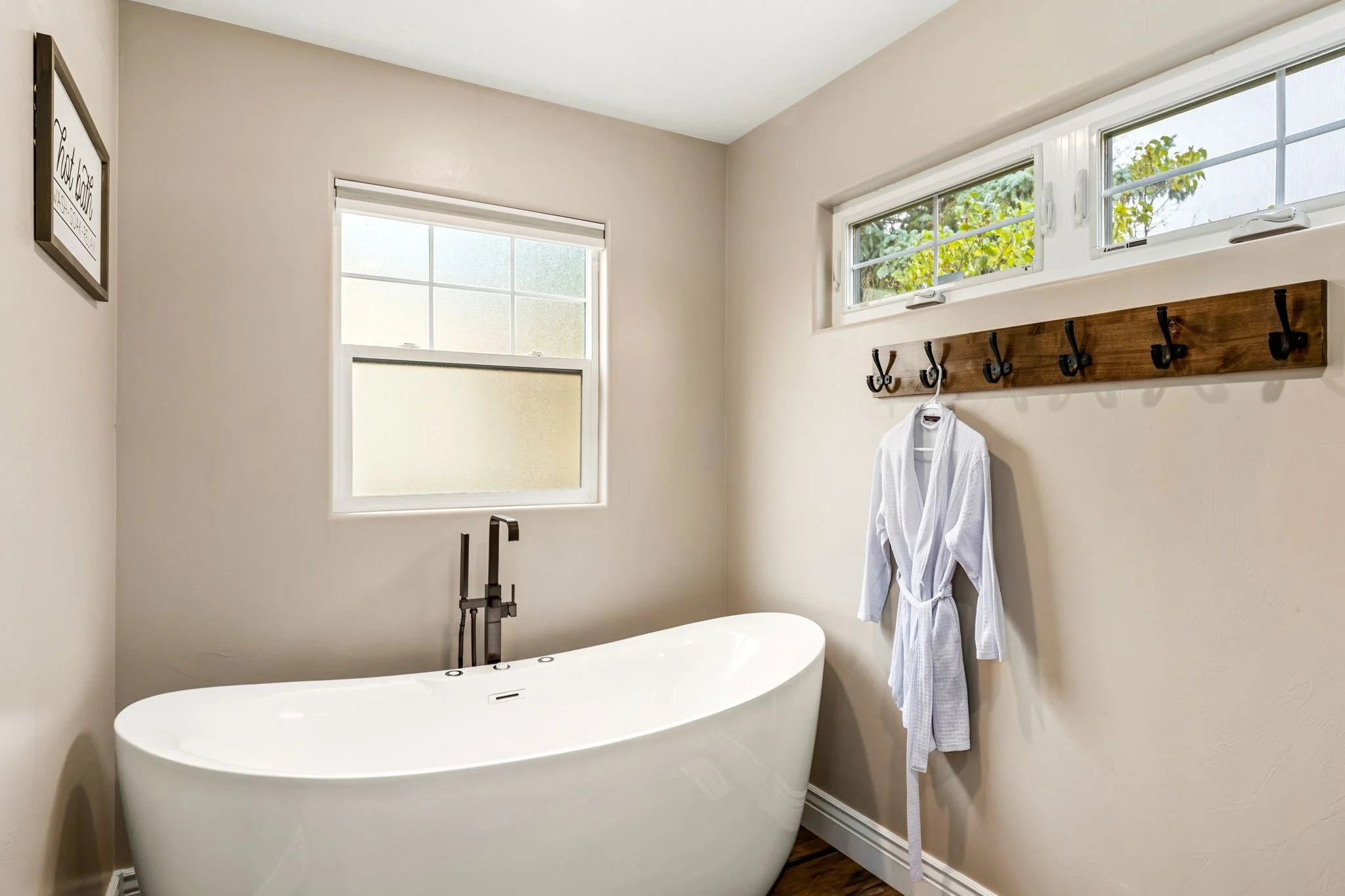 Wrecked-Refined-Opulent-Luxe-Retreat-Luxury-Soaking-Tub-Great-Falls-MT-Designer-Bath-01 (1).jpg