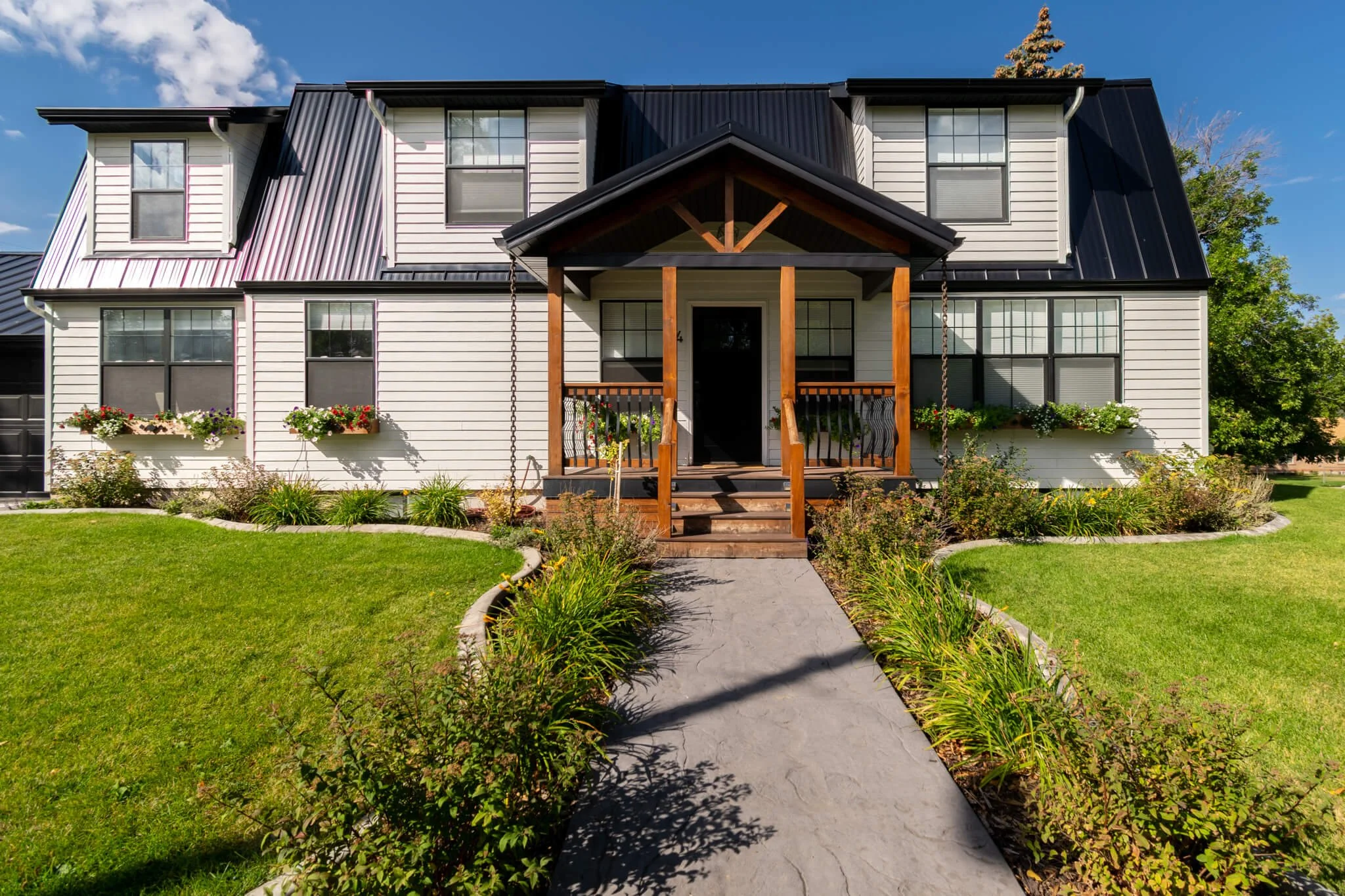 Premier Montana Retreat
5 bedrooms · 4 baths · Private hot tub · City views