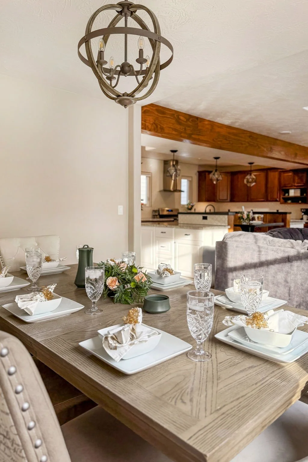 Wrecked-Refined-Opulent-Luxe-Retreat-Dining-Centerpiece-Tableware-Detail-Great-Falls-MT-23.jpg.jpg