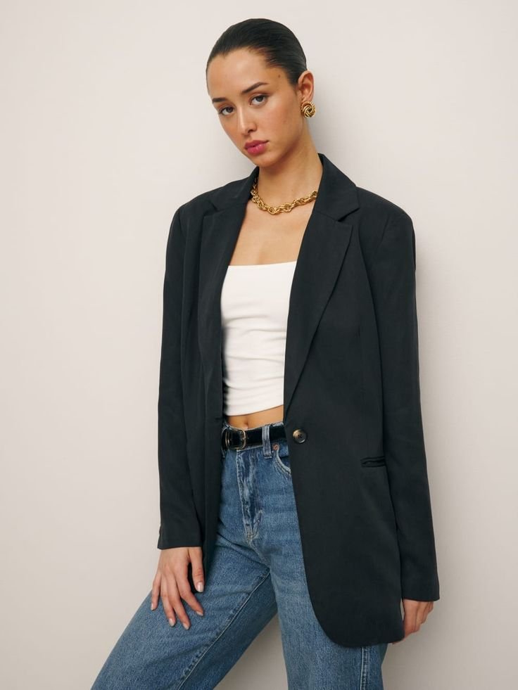 The Classic Relaxed Blazer - Long Sleeve _ Reformation.jpeg
