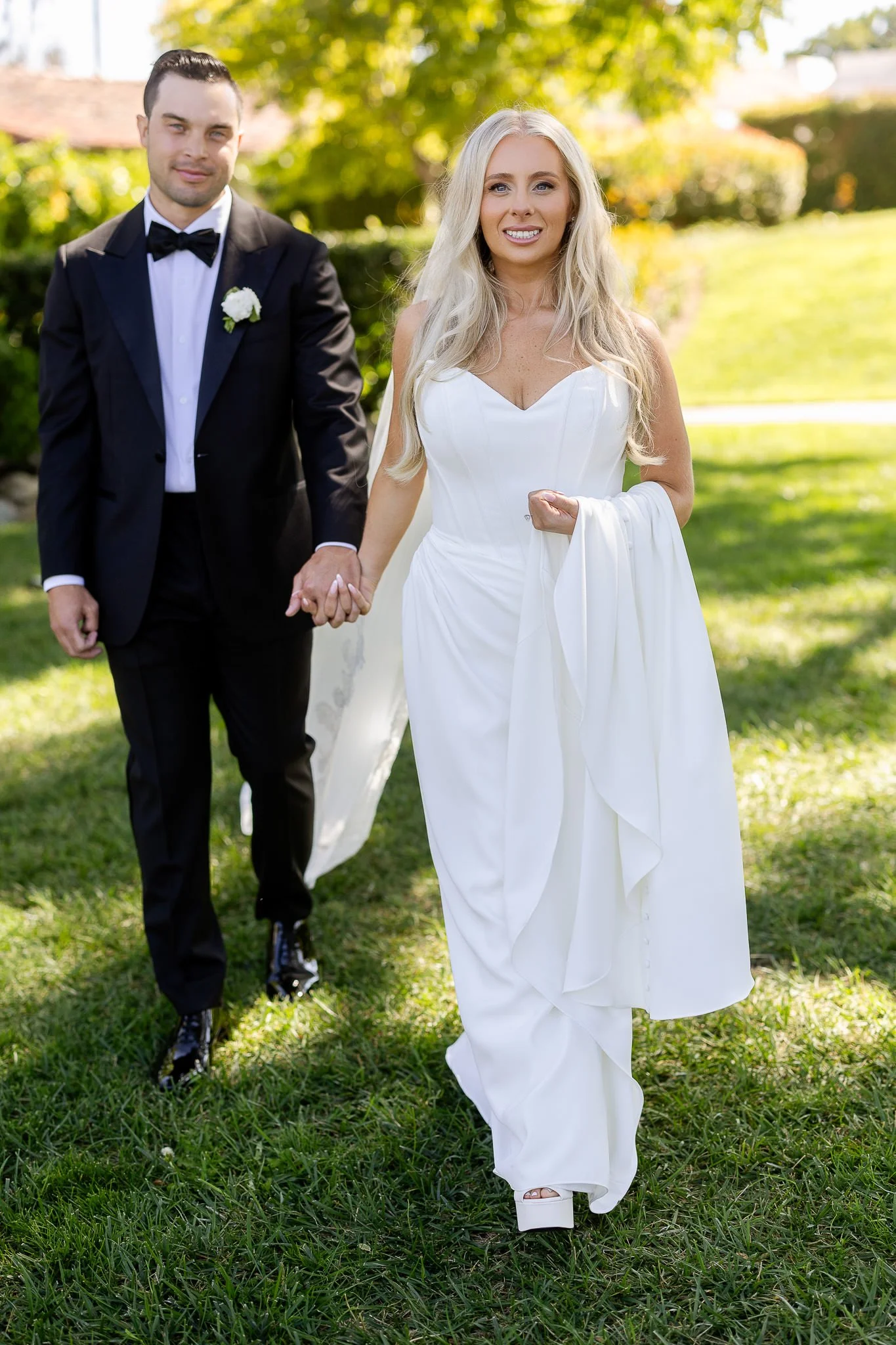 los-angeles-wedding-photographer-walk-and-talk-candid-1.jpg