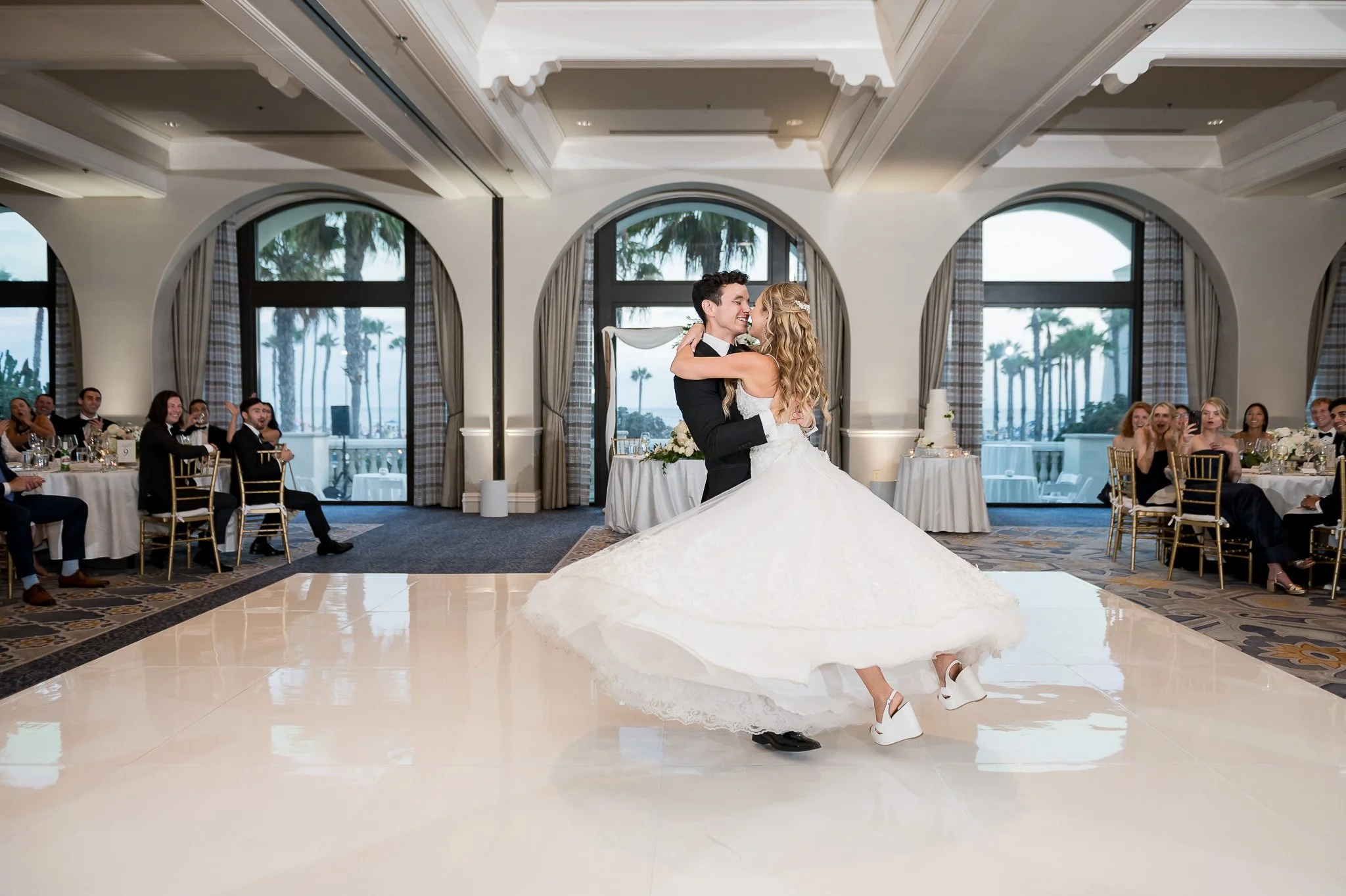 documentary-first-dance-swing-candid-reception-1.jpg
