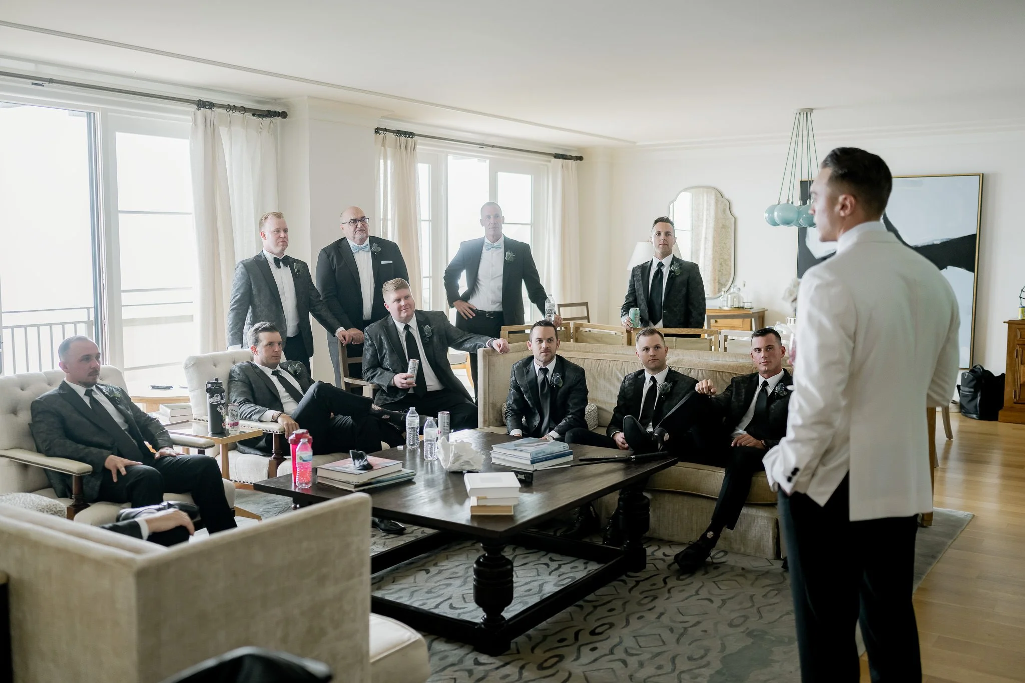 documentary-groom-thanking-groomsmen-candid-moment-1.jpg