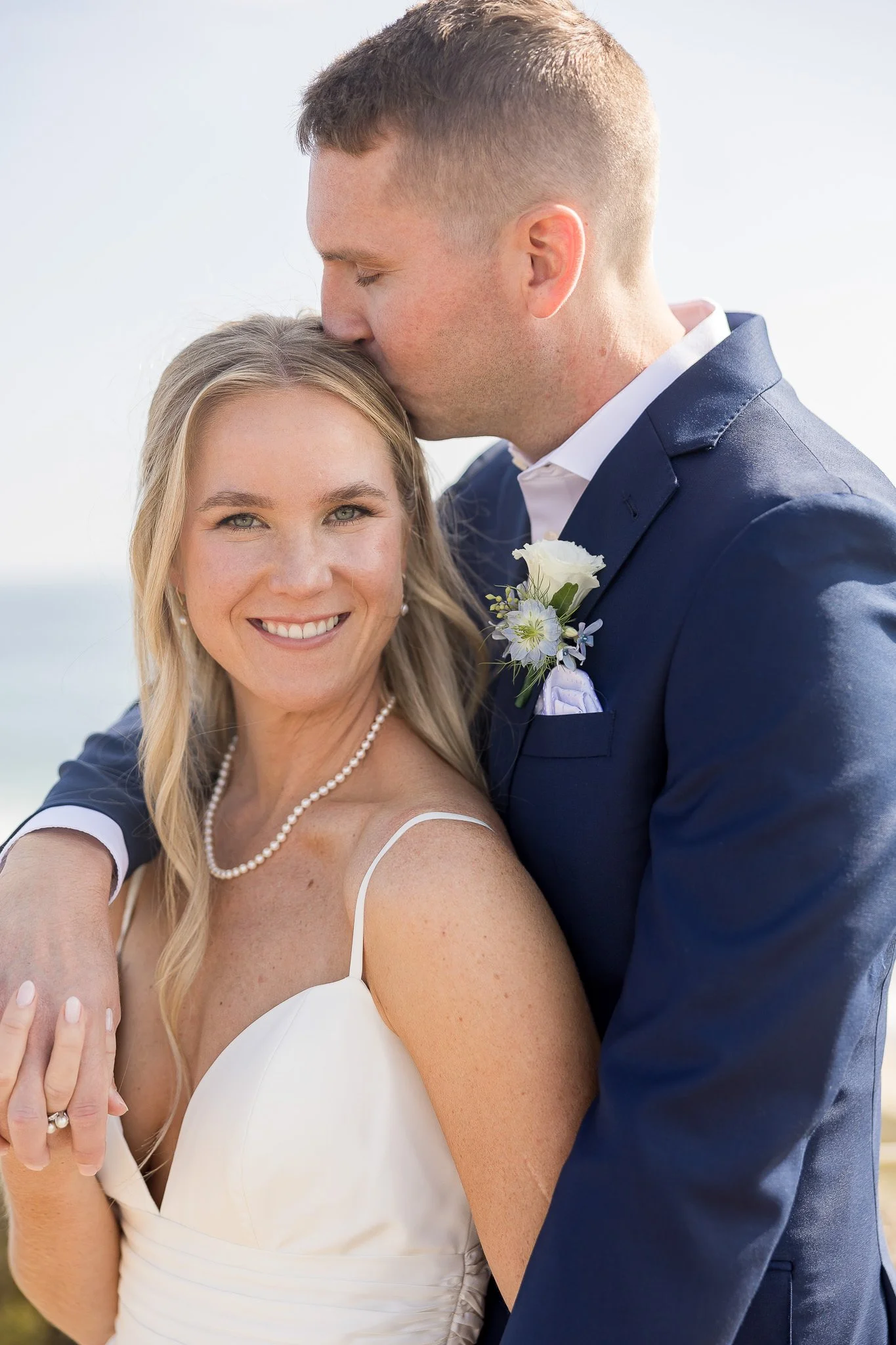 authentic-lifestyle-wedding-photography-effortless-look-5.jpg