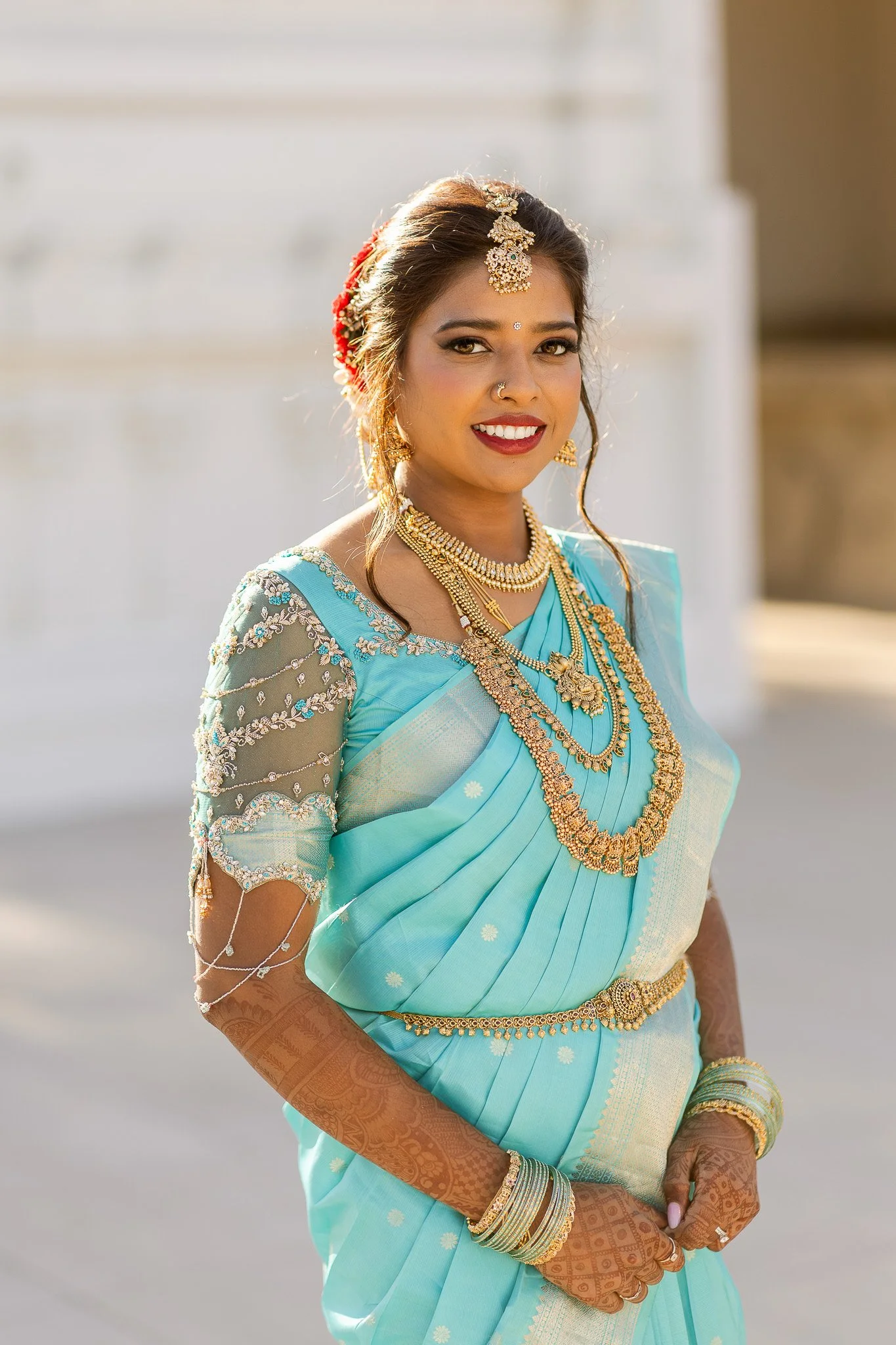 little-purse-pose-wedding-photo-2.jpg