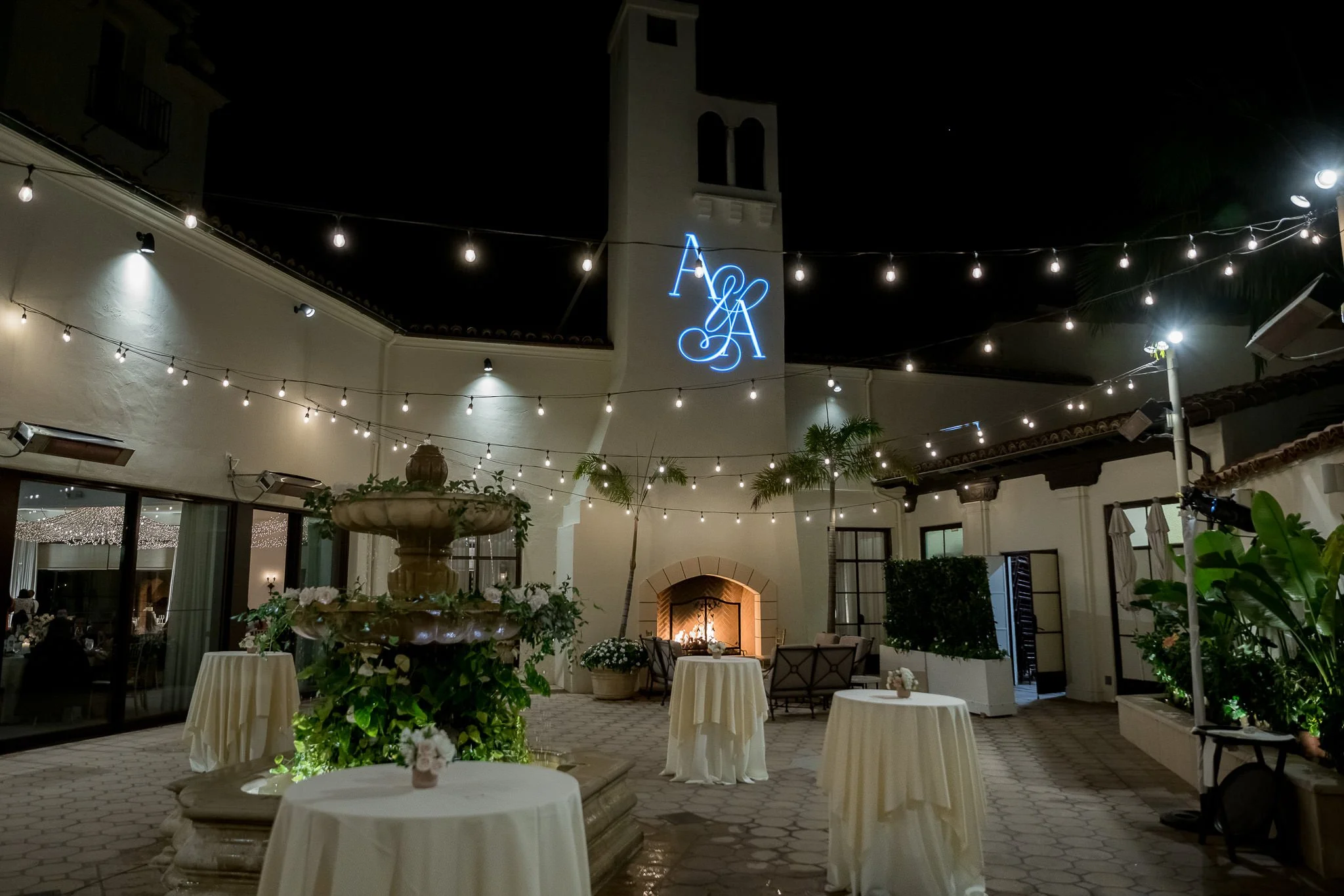 bel-air-bay-club-courtyard-wedding-cocktail-hour-3.jpg