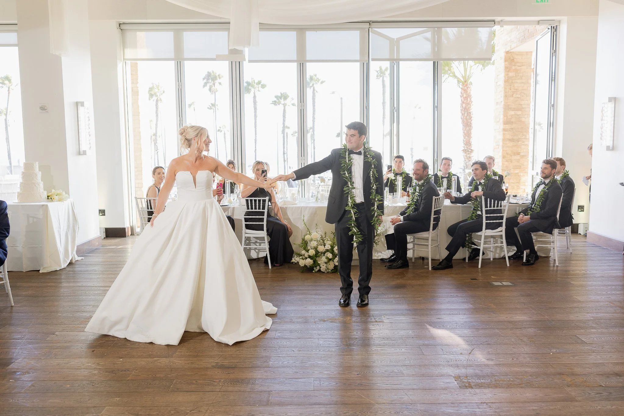 hotel-blue-room-interior-wedding-reception-3.jpg