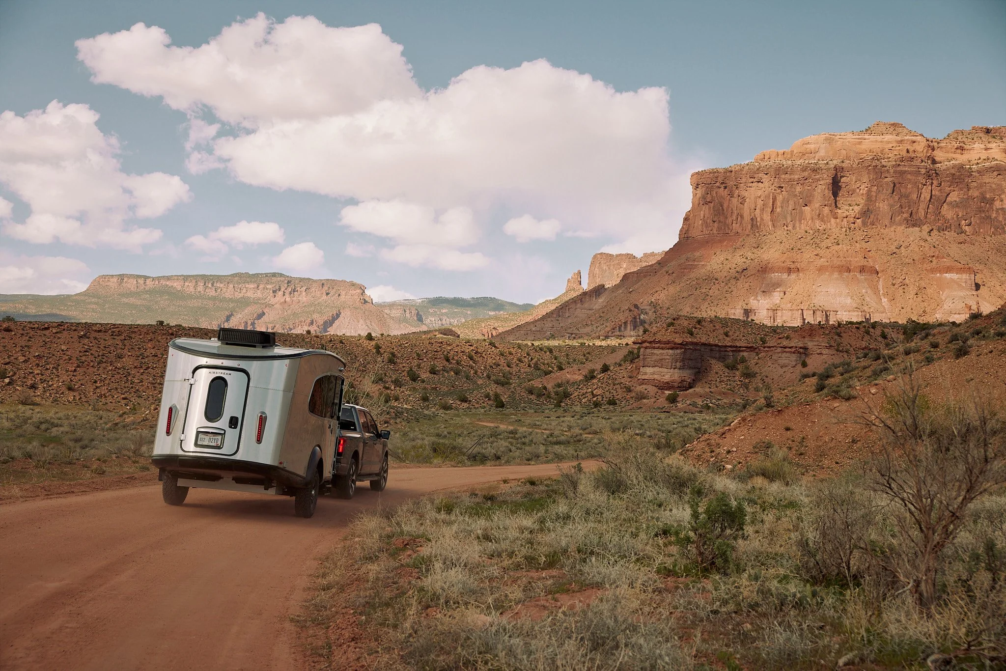 23_04_18_REI_AIRSTREAM_DL_03554 1.jpg