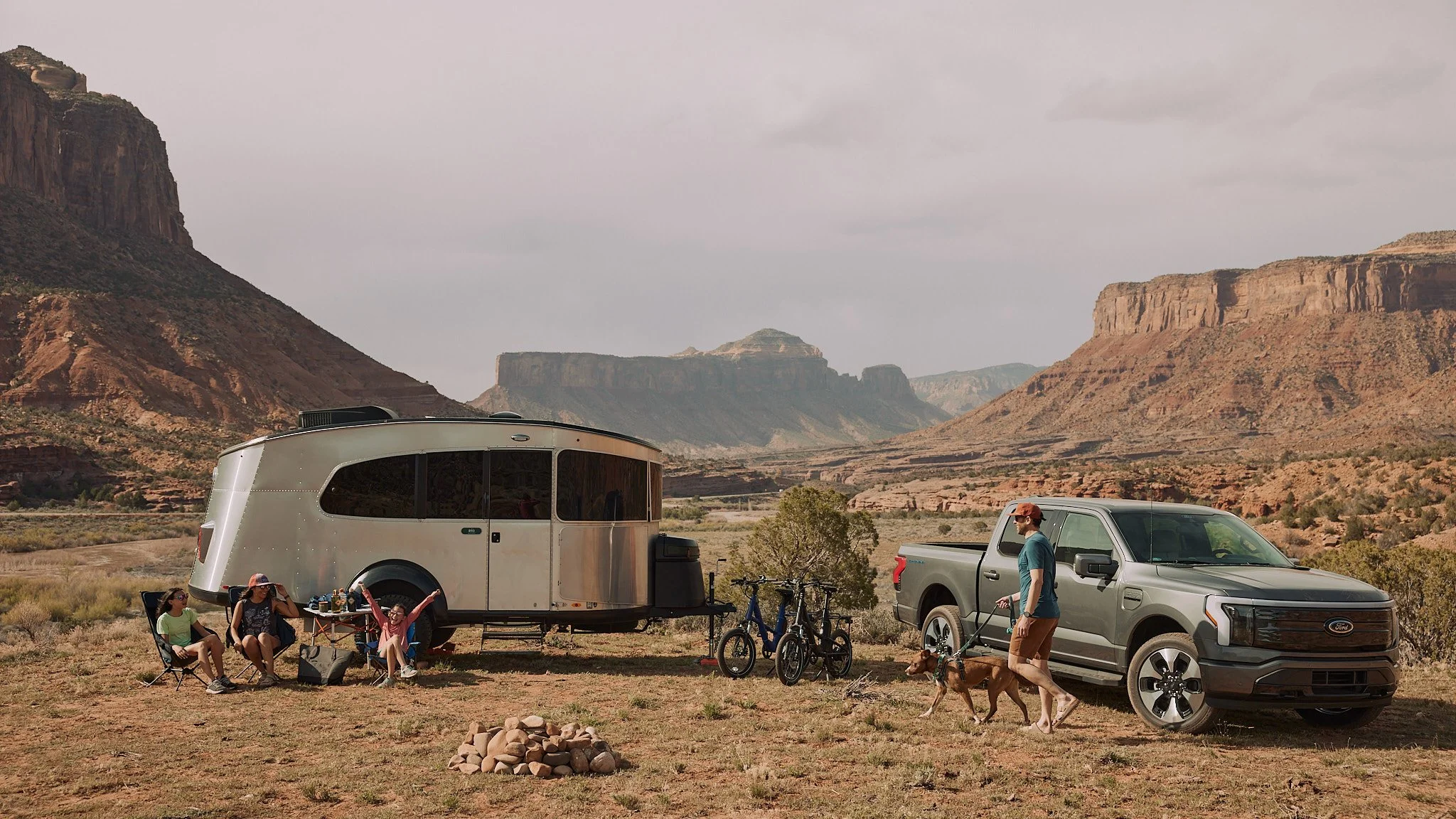 23_04_18_REI_AIRSTREAM_DL_00339 1.jpg