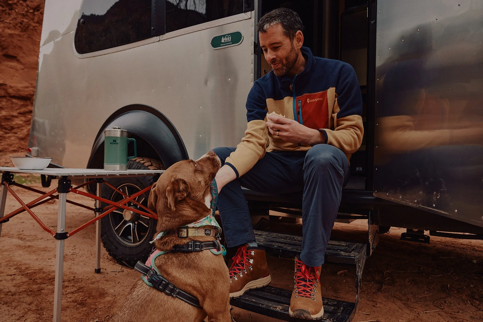 23_04_18_REI_AIRSTREAM_DL_02292 1.jpg