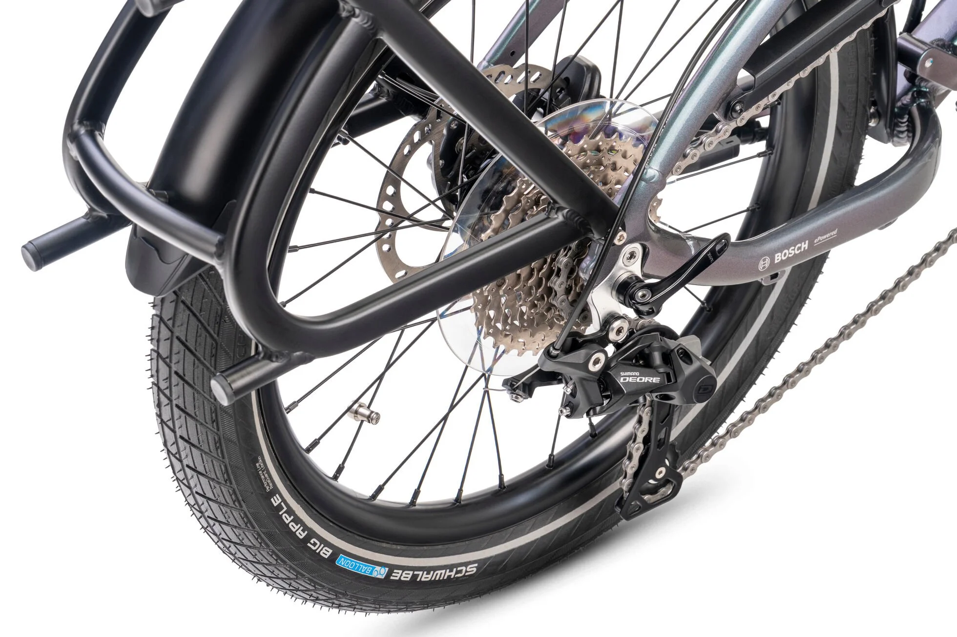 forwards-electric-southampton-tern-vektron-gen-4-folding-electric-bike-TN-photo-Vektron_P10-gen4-hub.jpg - Tern-web.jpg