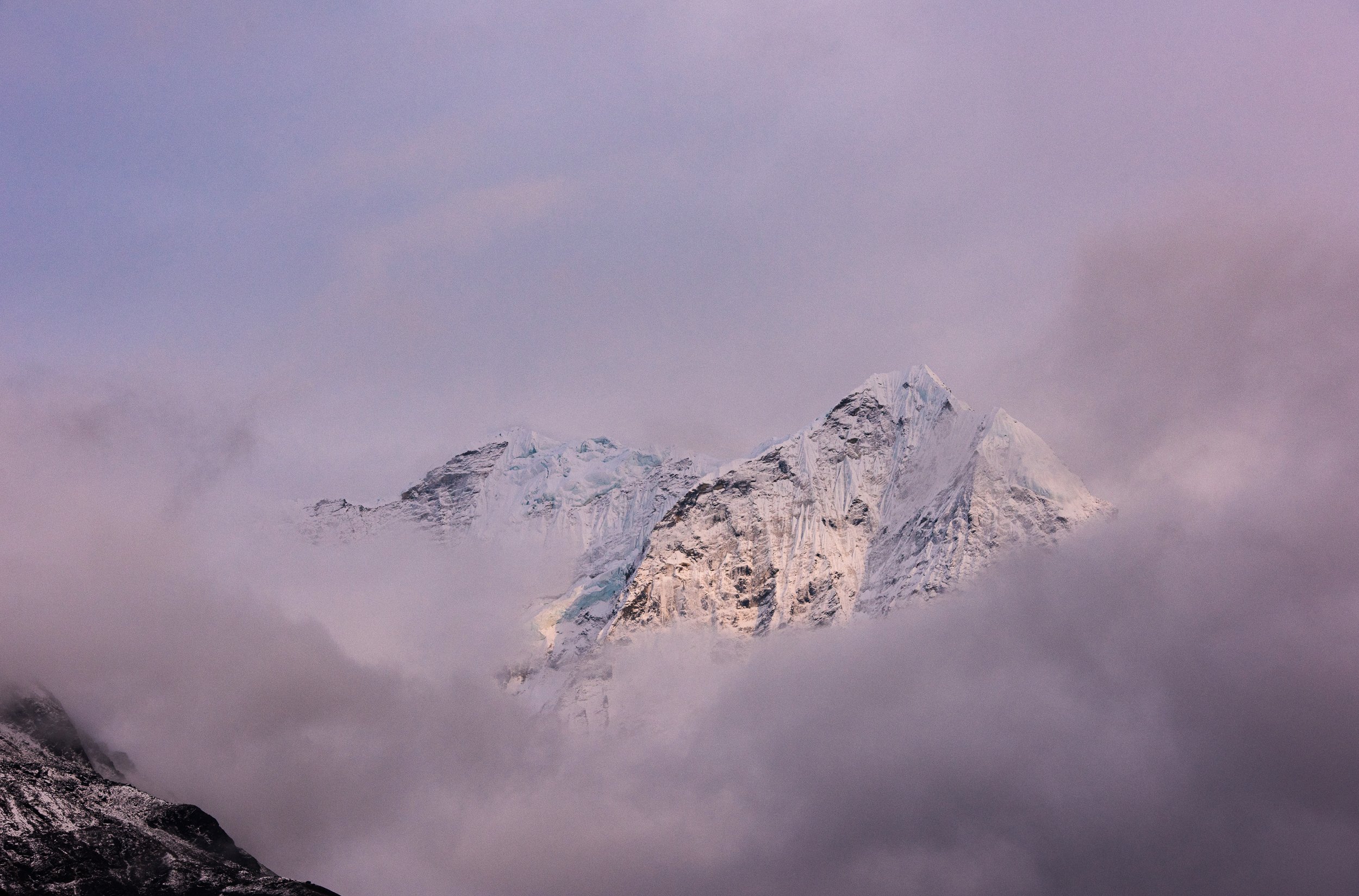 TaraShupe_Photography_Humanitarian_Photographer_Female_Storyteller_NGO_WomenFilmmakers_Trek-for-girls-mount everest074.jpg