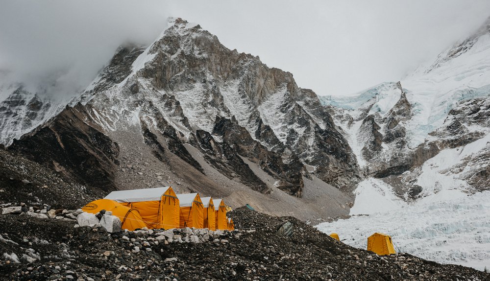 TaraShupe_Photography_Humanitarian_Photographer_Female_Storyteller_NGO_WomenFilmmakers_Trek-for-girls-mount everest141.jpg