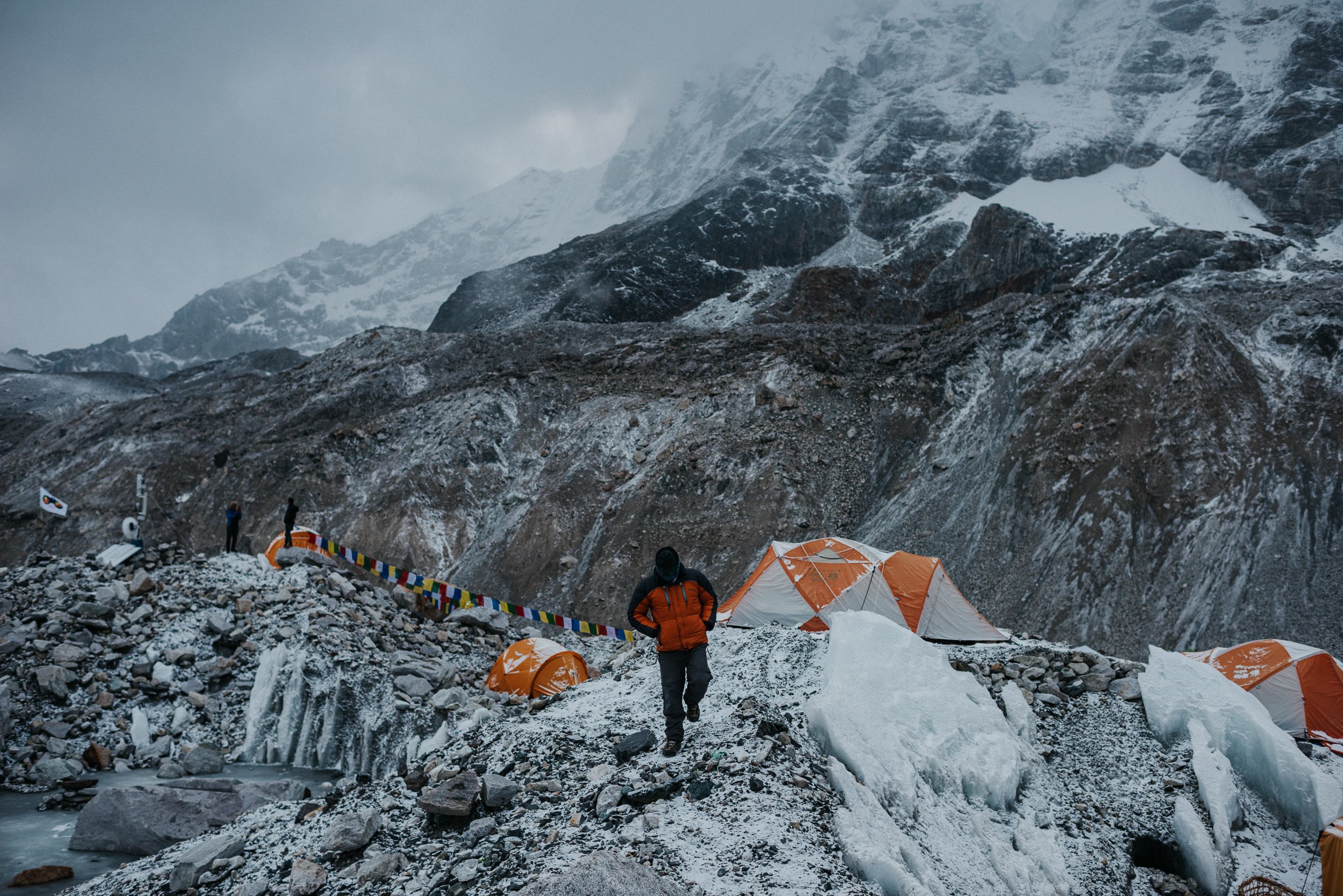 TaraShupe_Photography_Humanitarian_Photographer_Female_Storyteller_NGO_WomenFilmmakers_Trek-for-girls-mount everest149.jpg