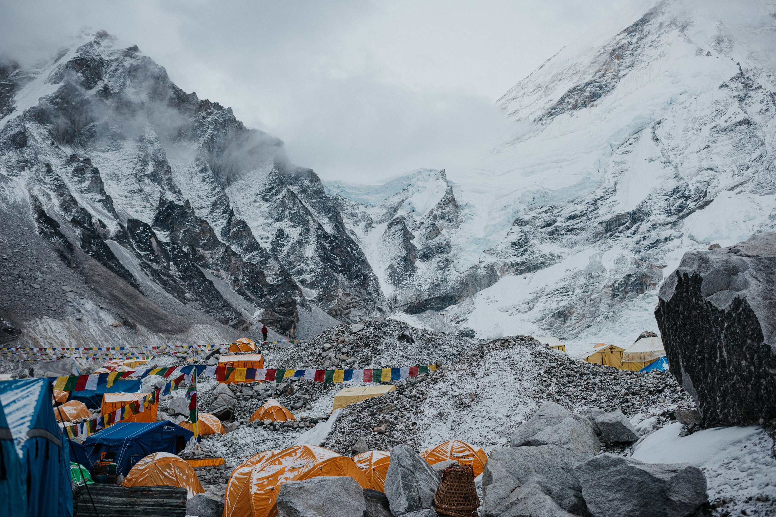 TaraShupe_Photography_Humanitarian_Photographer_Female_Storyteller_NGO_WomenFilmmakers_Trek-for-girls-mount everest155.jpg