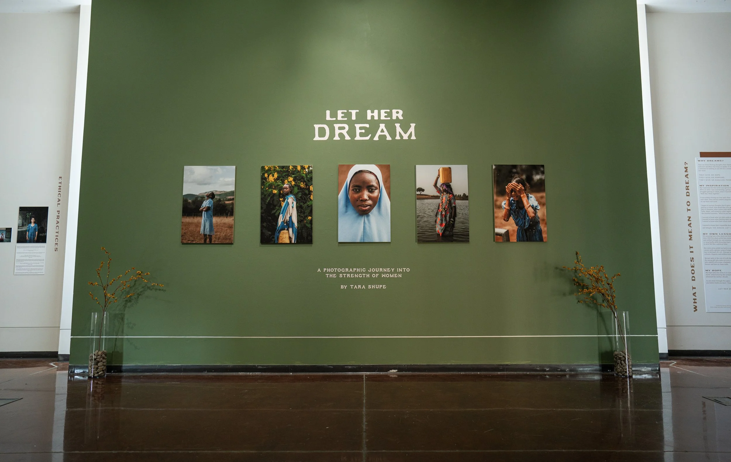 TaraShupe_Photography_LetHerDream_Art_Exhibition_001.jpeg (Copy)