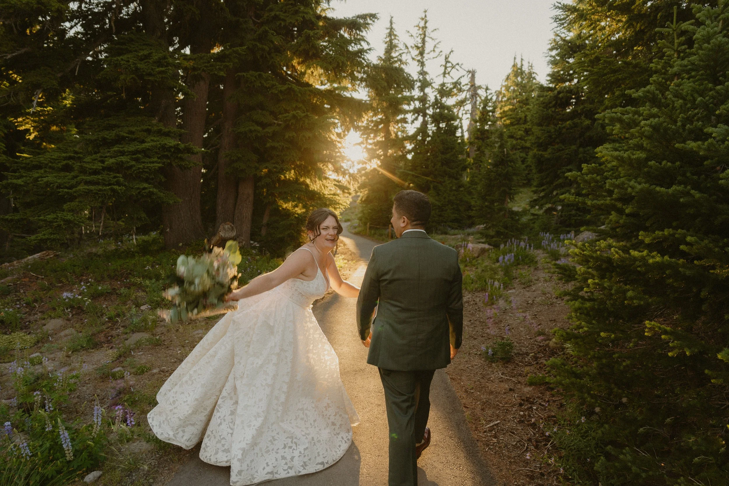 Mountain wedding in oregon