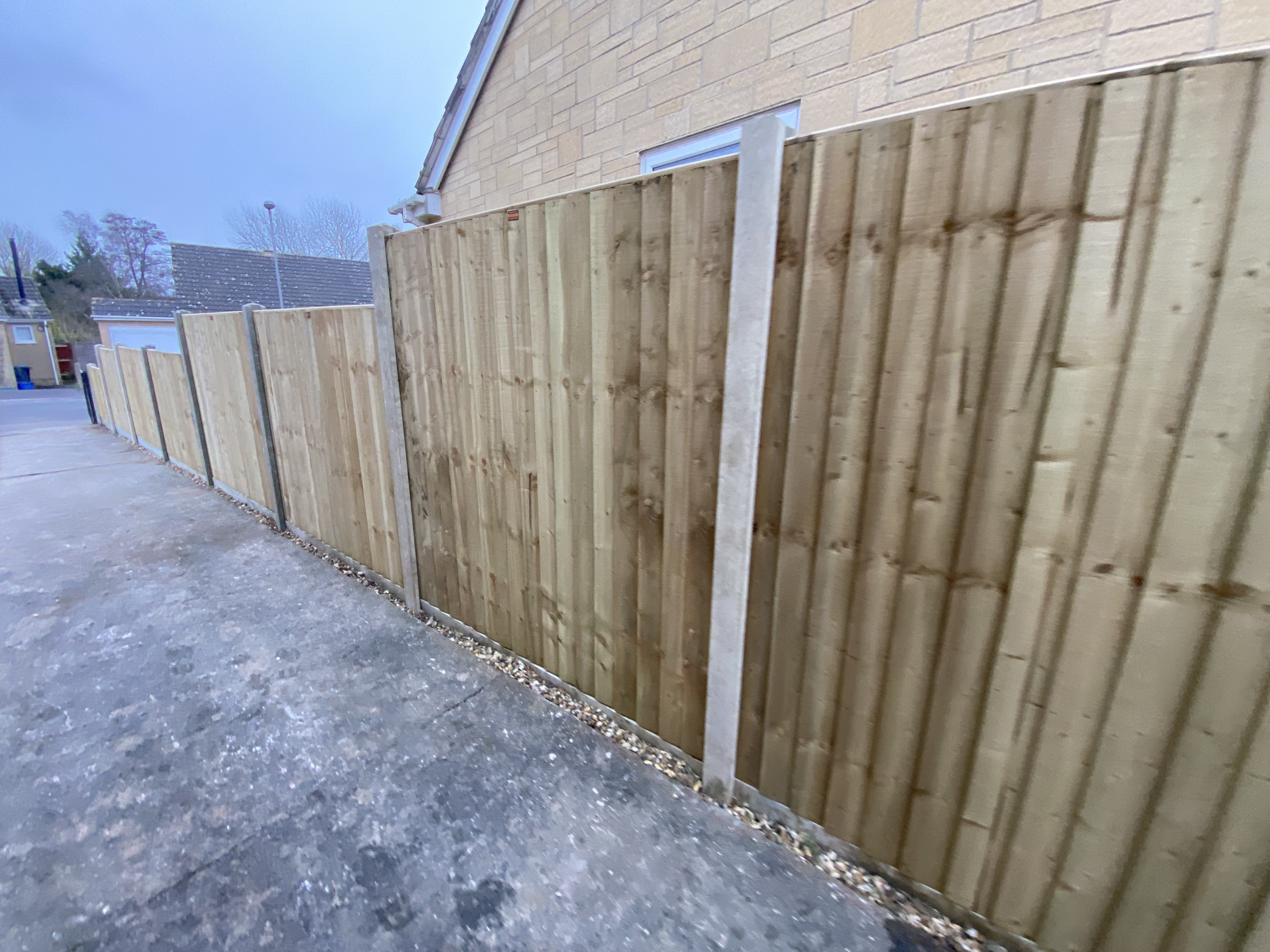 concrete fence.png