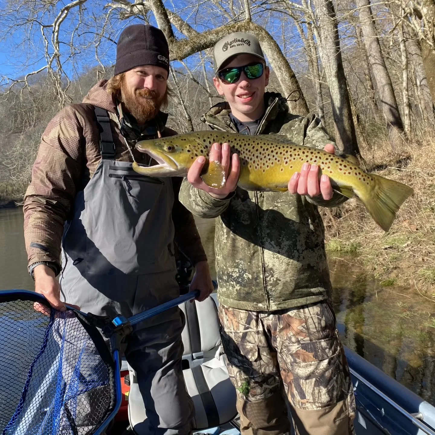 When the north winds blow their icy gales that's when the big fish bite. Book your winter time big fish experience! We will fire up the Blackstone grill and have hot coffee! Prime dates are booking up. Give me a shout at 931-252-8709 or visit Andymah