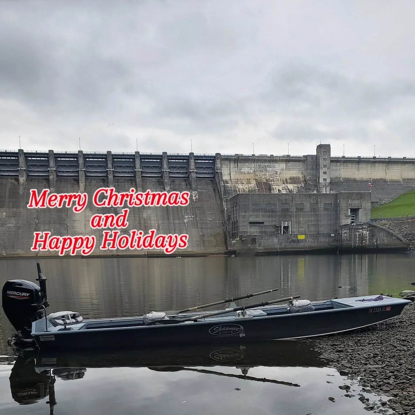 Merry Christmas and Happy Holidays from us to you! May your year be full of tight lines and beautiful fish.!

#flyfishing #middletennessee #nashville_tn #knoxville #merrychristmas

@orvisflyfishing
@orvisnashville