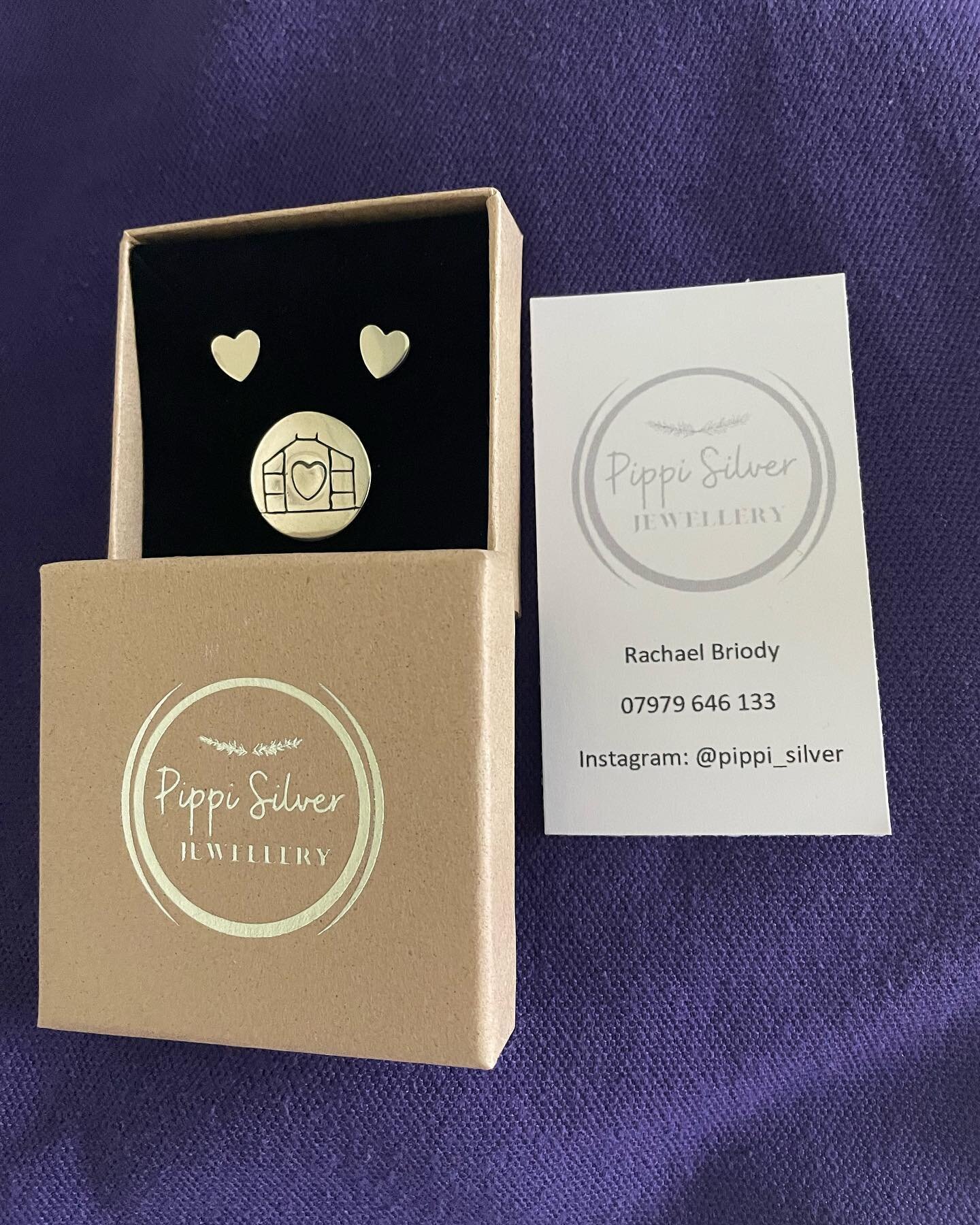 I have a shiny new silver logo pin and matching earrings, to add to my evolving uniform. I love them! Beautifully crafted by Rachael @pippi_silver, a bespoke commission slightly different from Rachael&rsquo;s usual style, but exactly what I was hopin
