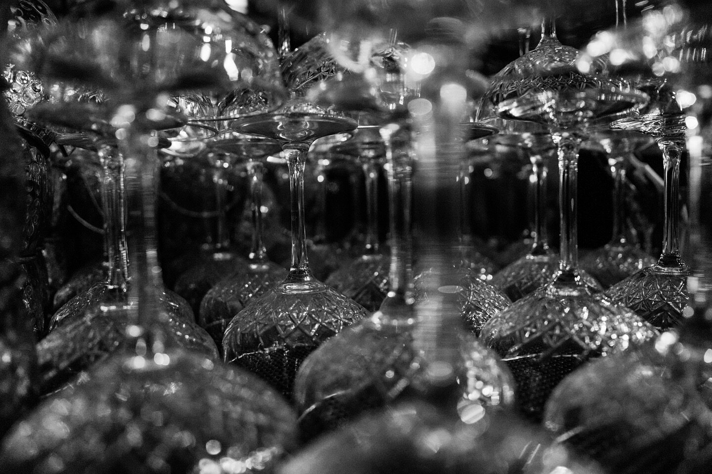 &ldquo; A vodka martini. Shaken, not stirred ! &ldquo; 

👉🏼 Vous avez la r&eacute;f ? 

#bar #cocktail #chamonix #montblanc #tapas #dancefloor #epsylon