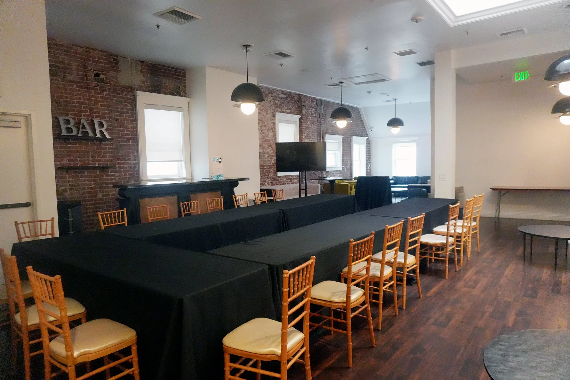 Why Hosting Corporate Events Starts With the Right Venue