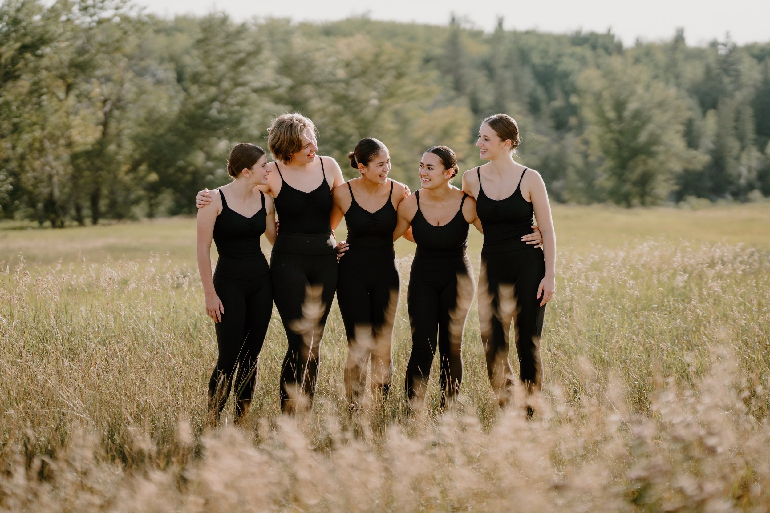 Fostering Excellence, Integrity &amp; ＣＯＭＭＵＮＩＴＹ through Dance ✨

At Crossings, we believe dance is better together ♡
We are a COMMUNITY committed to and passionate about:

&bull; Enriching your child&rsquo;s dance and life experience
&bull; Providing