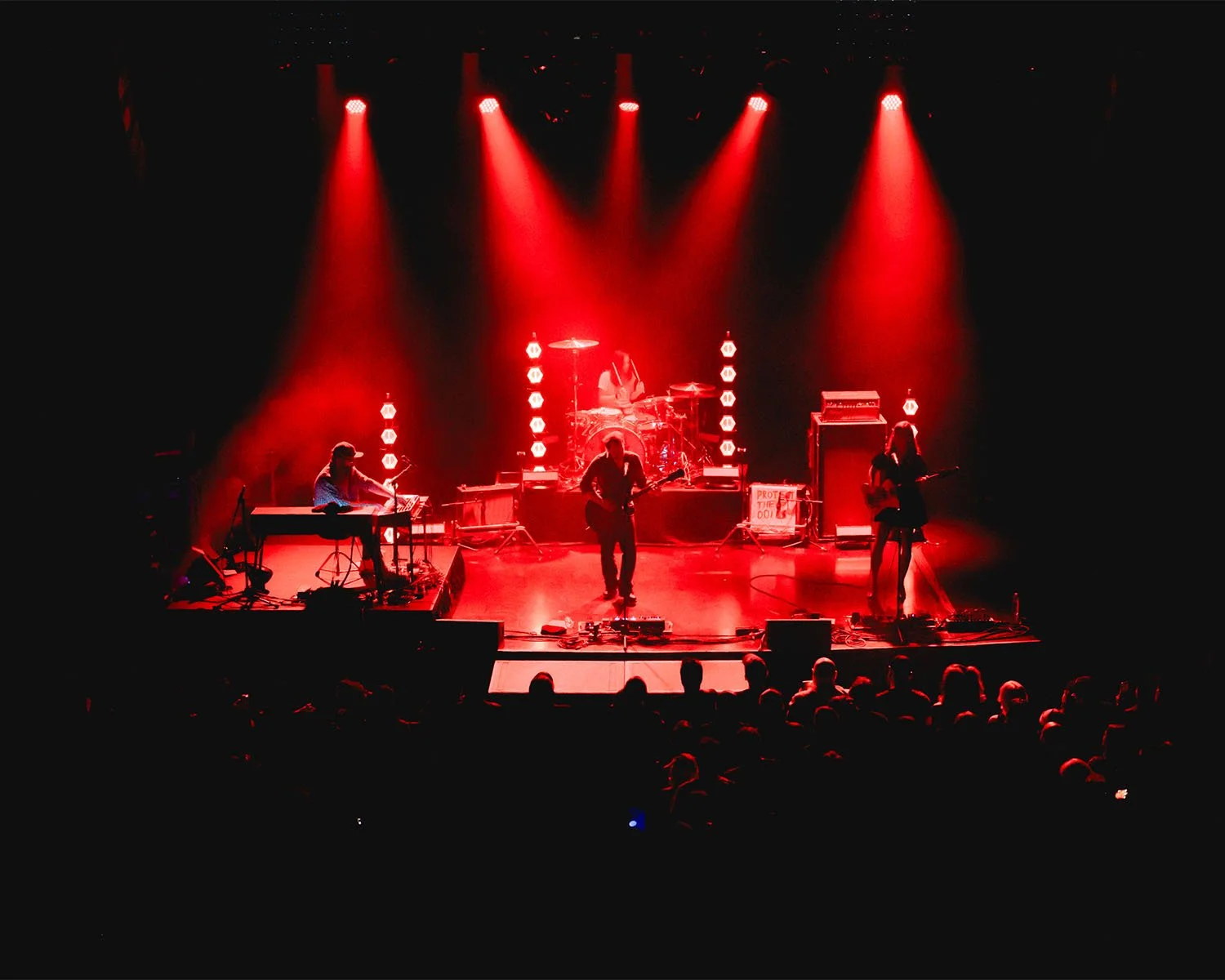 2026-04-27-silversun-pickups-dung-nguyen.jpg