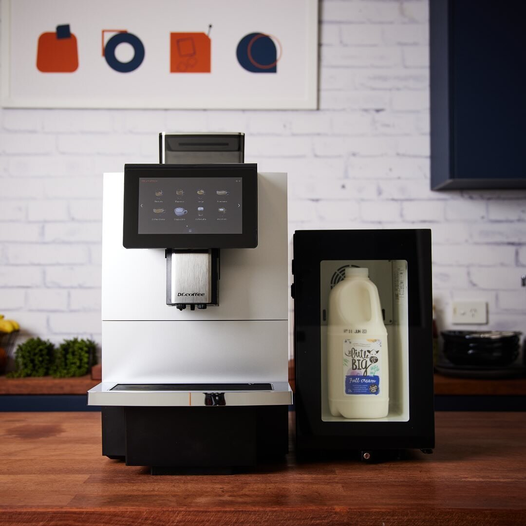 Ifresh Corporate provide the latest technology in super automatic coffee machines. Pair this with the finest locally roasted fresh coffee beans and your office will enjoy café-quality coffee throughout your working day.

European designed, fully pro