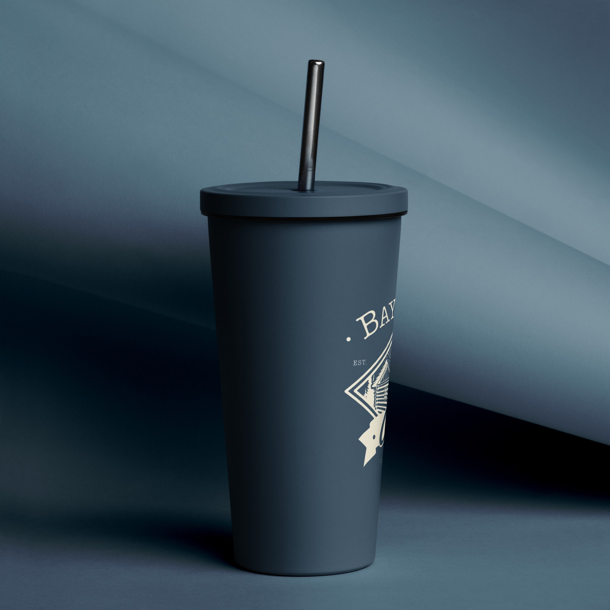 insulated-tumbler-with-a-straw-navy-20-oz-right-676b6f7865986.jpg