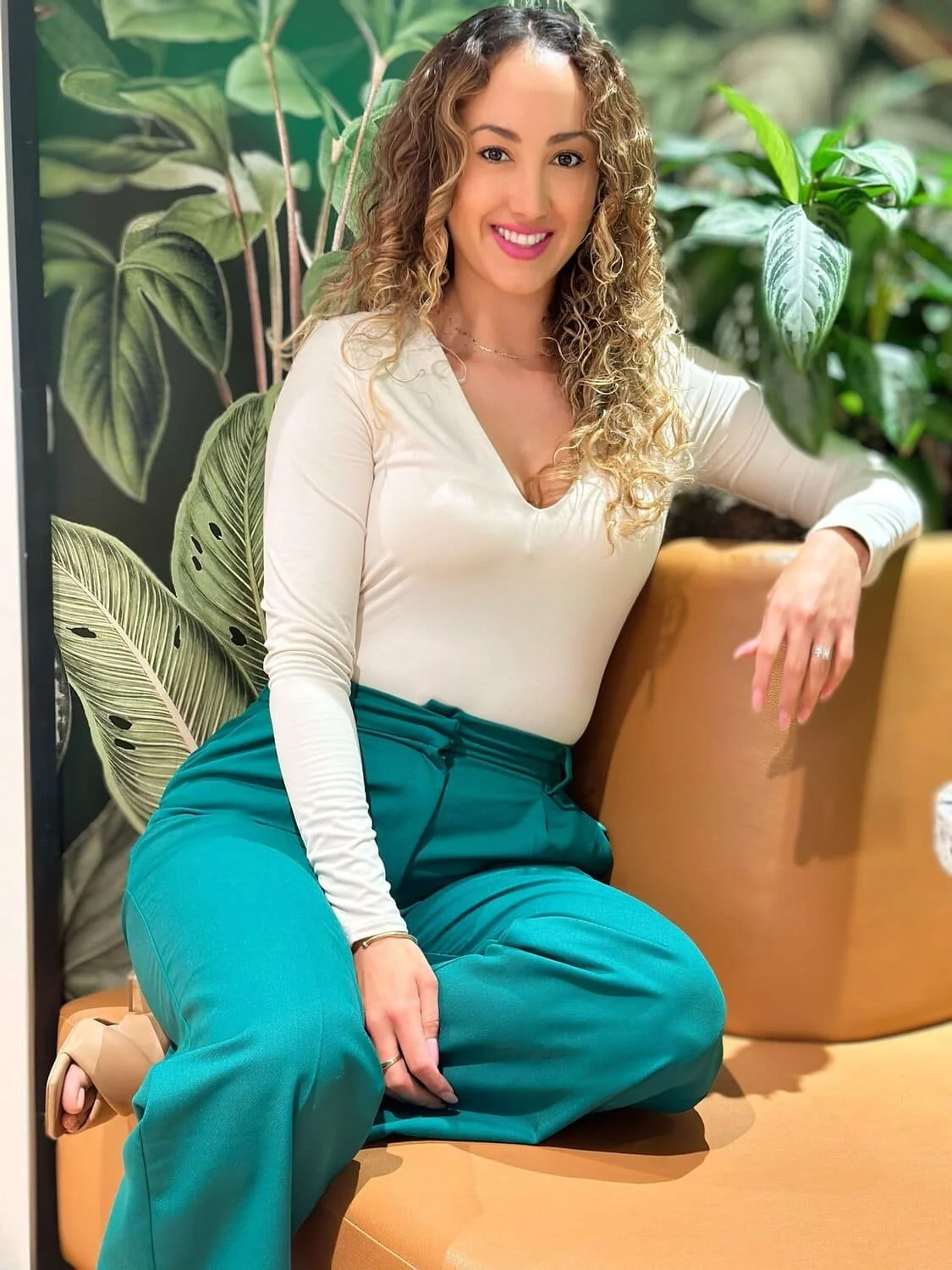 Cynthia Rinaldo Sf Cynthia Flores - Latinx Therapist San Francisco Bay Area California