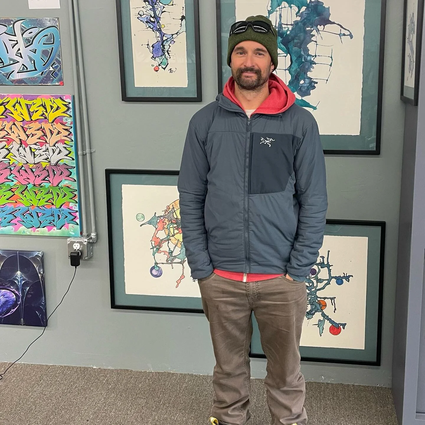Everyone starts somewhere&hellip; grateful to UGALA in Friday Harbor for making a home for my art&hellip; and I look forward to getting more street art out into the world soon&hellip;
#emptylightproject #weshapetheuniverse  #energeticpermaculture #in