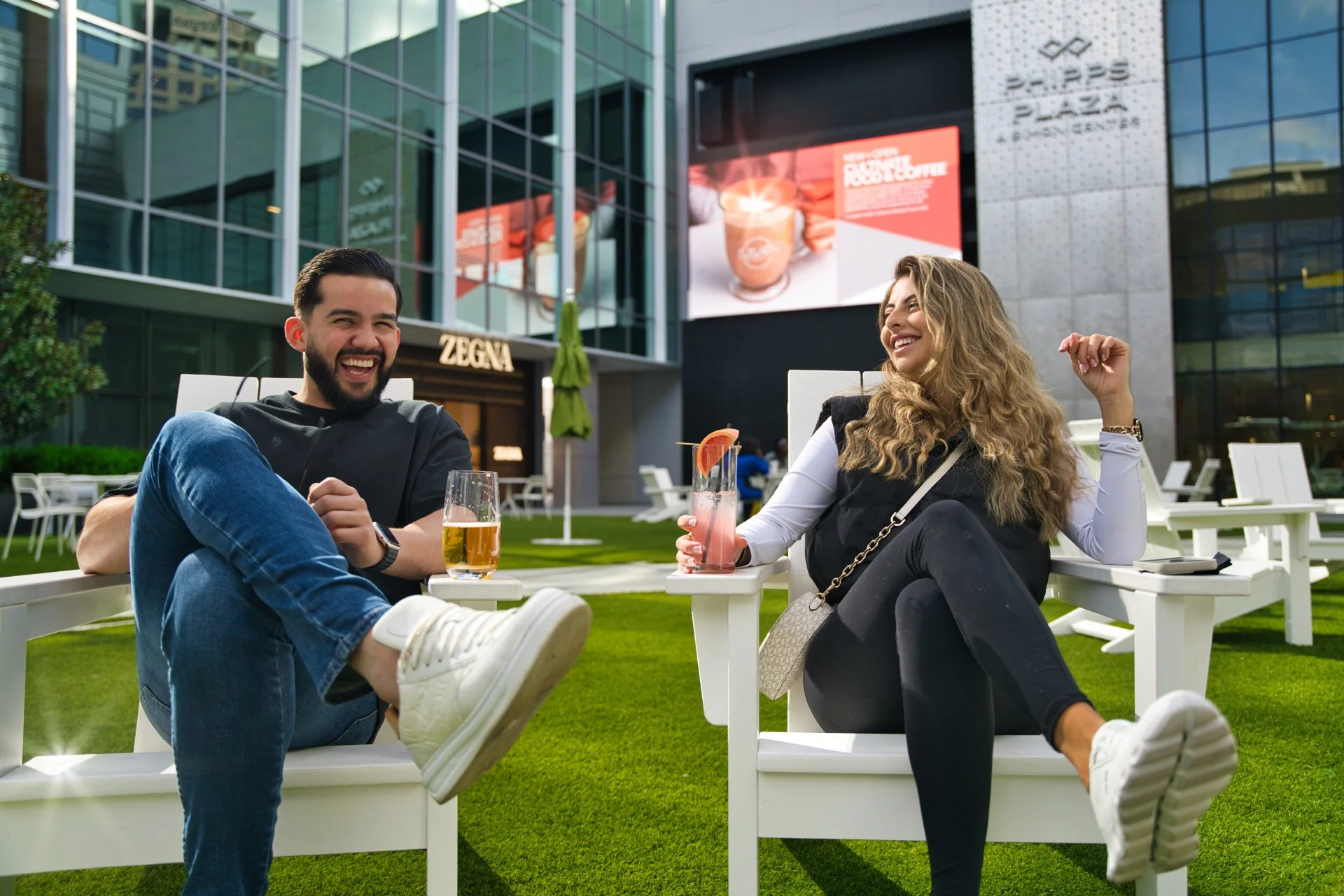 Screen on Green_AAR503838 1.JPG