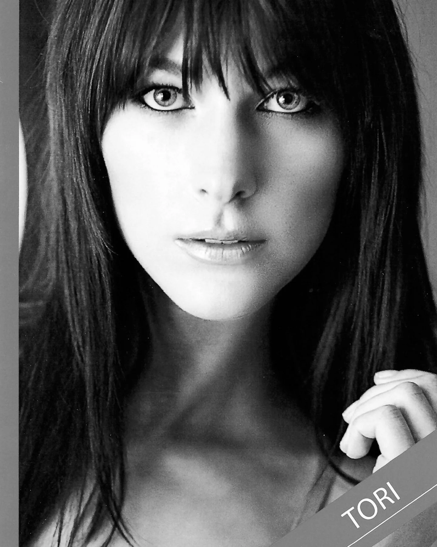 My first love was fashion.⁠ For years, I lived the fast-paced life of a model, traveling to different countries and nurturing my passion for other cultures, finding beauty in vibrant colours, locations and new experiences.⁠
⁠
I soon realized that som