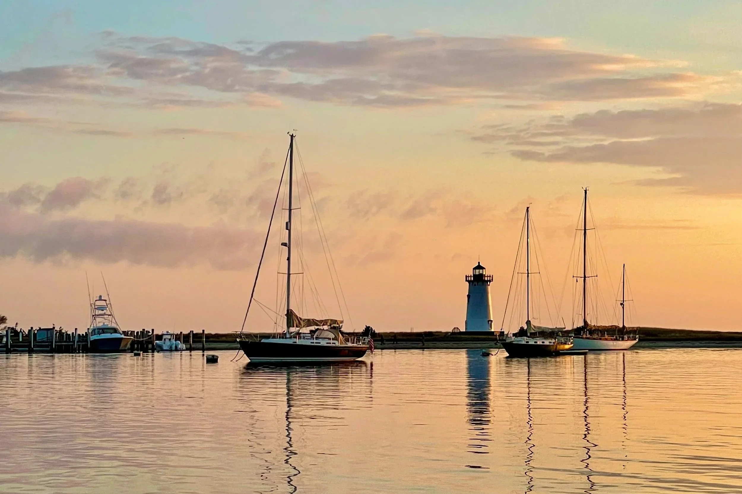A Snob’s Guide to Martha’s Vineyard by Todd Plummer