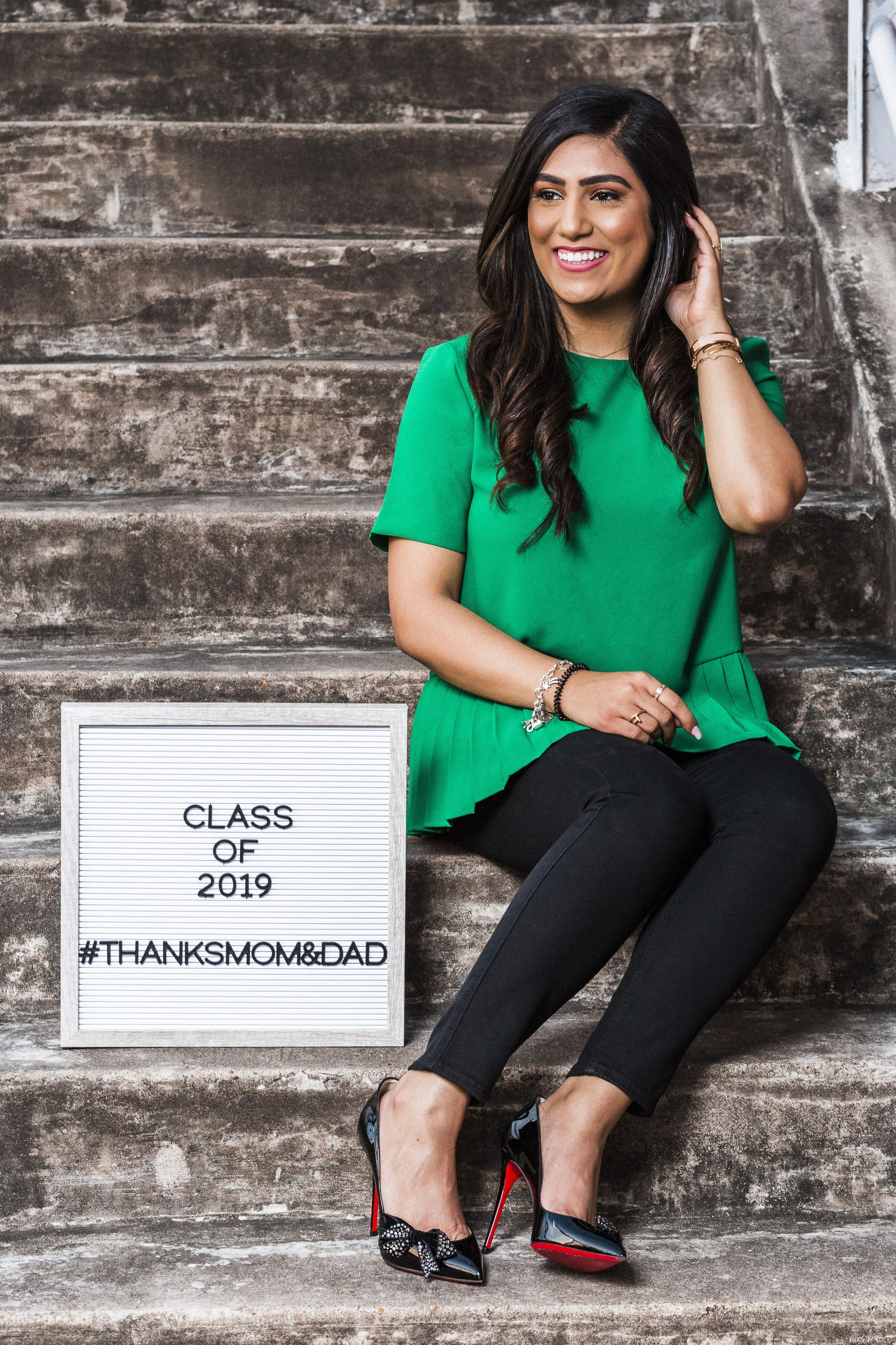 Sara UHD Grad Web (6).jpg