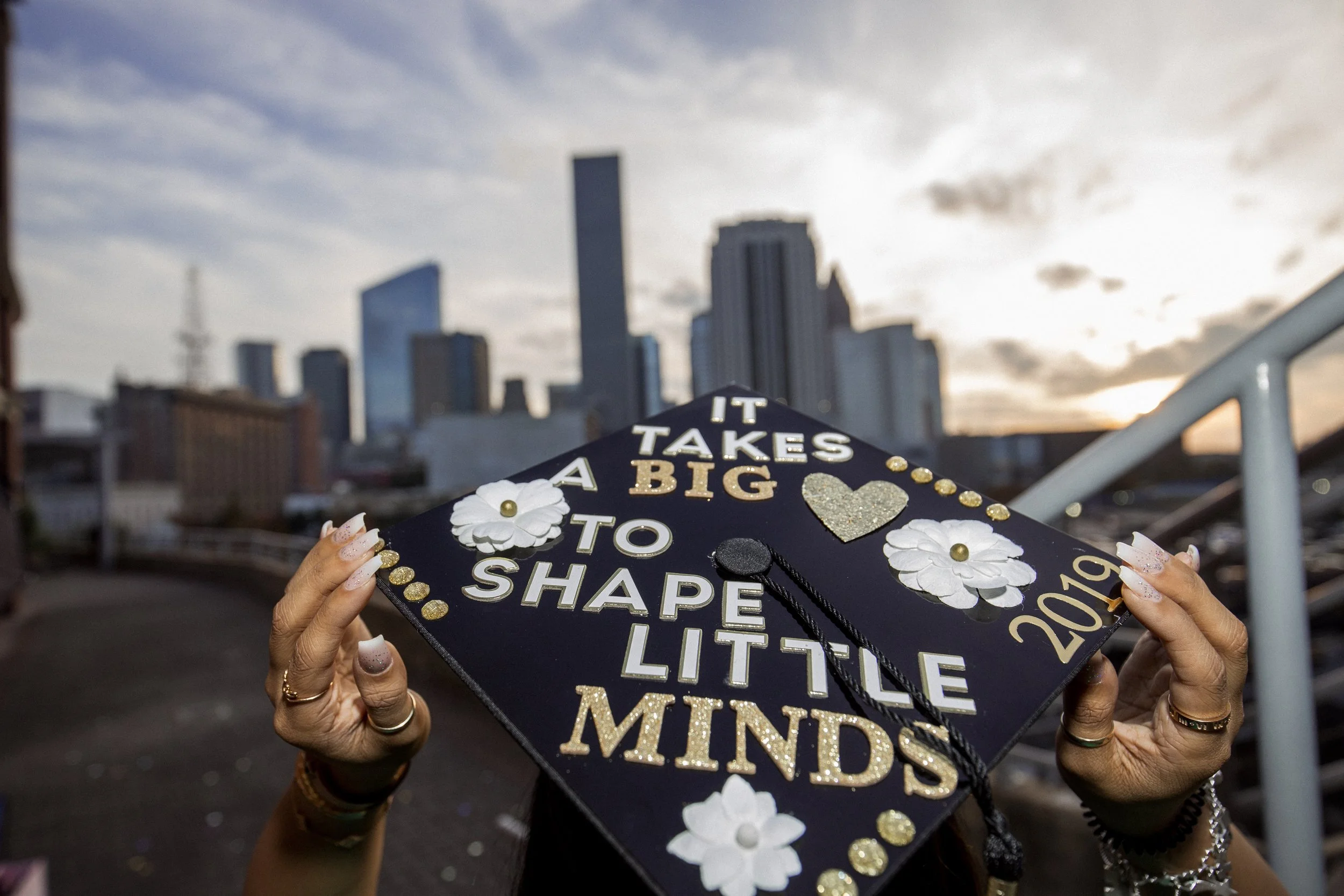 Sara UHD Grad Web (5).jpg