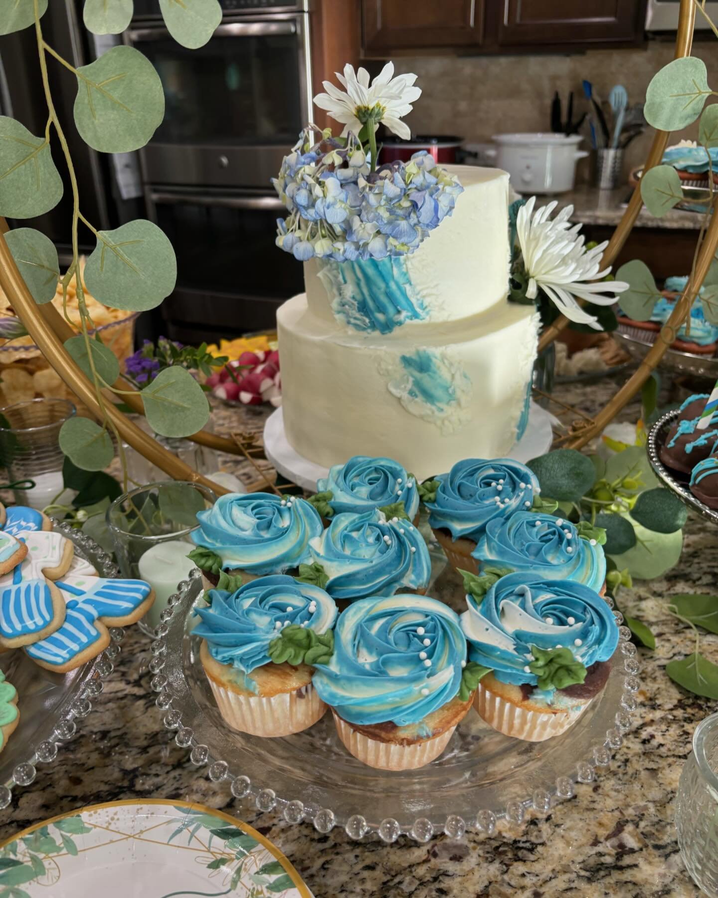 Dessert table for a baby shower! Which would you choose? Vanilla cake, marble cake, marble cupcakes, strawberry cupcakes, Oreo cake balls, or decorated sugar cookies? 
.
.
.
.
.
.
#babyshower #babyboy #hallcountyga #flowerybranch #cake #cupcakes #des
