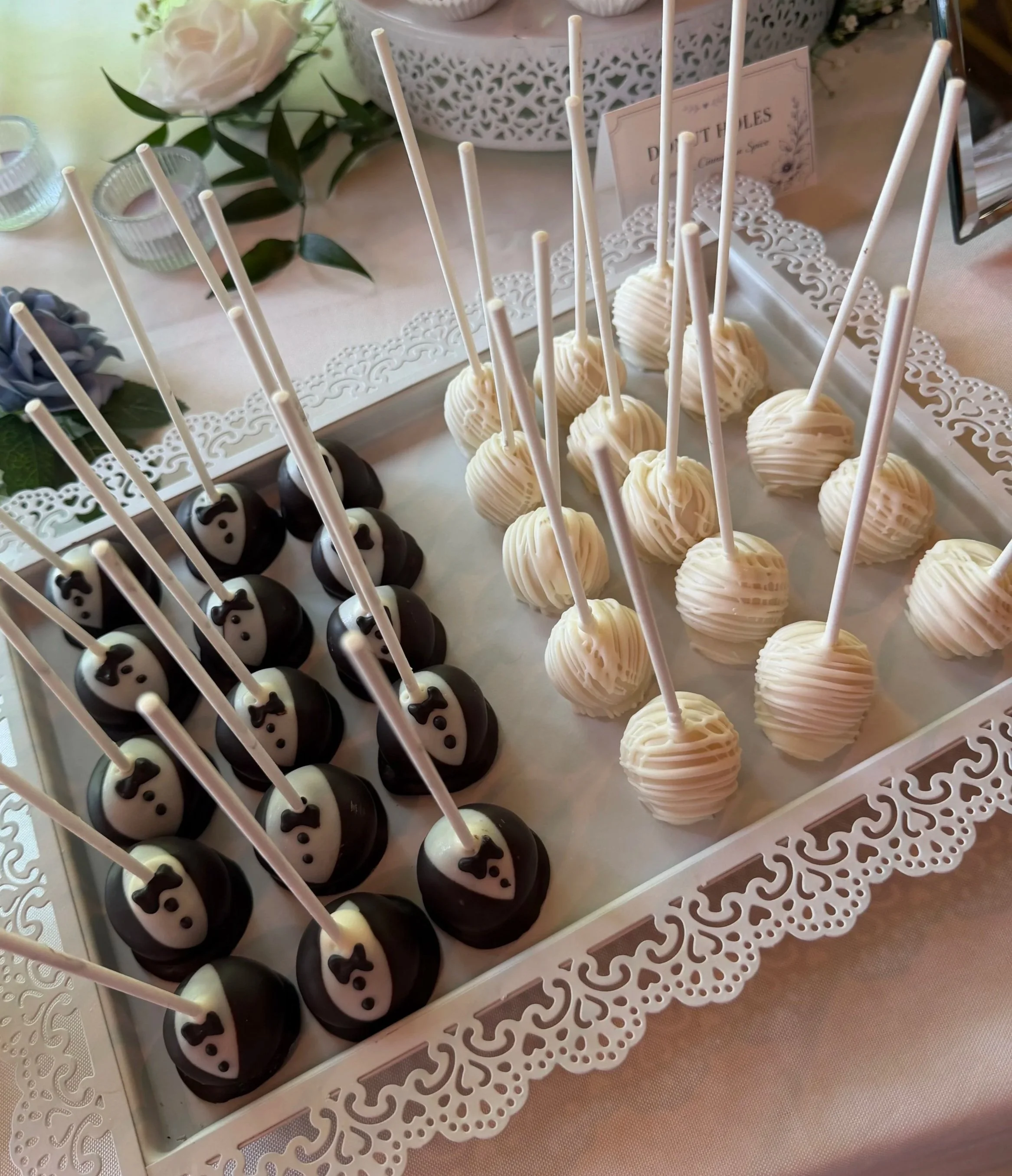 bride-groom-cake-pops.jpg