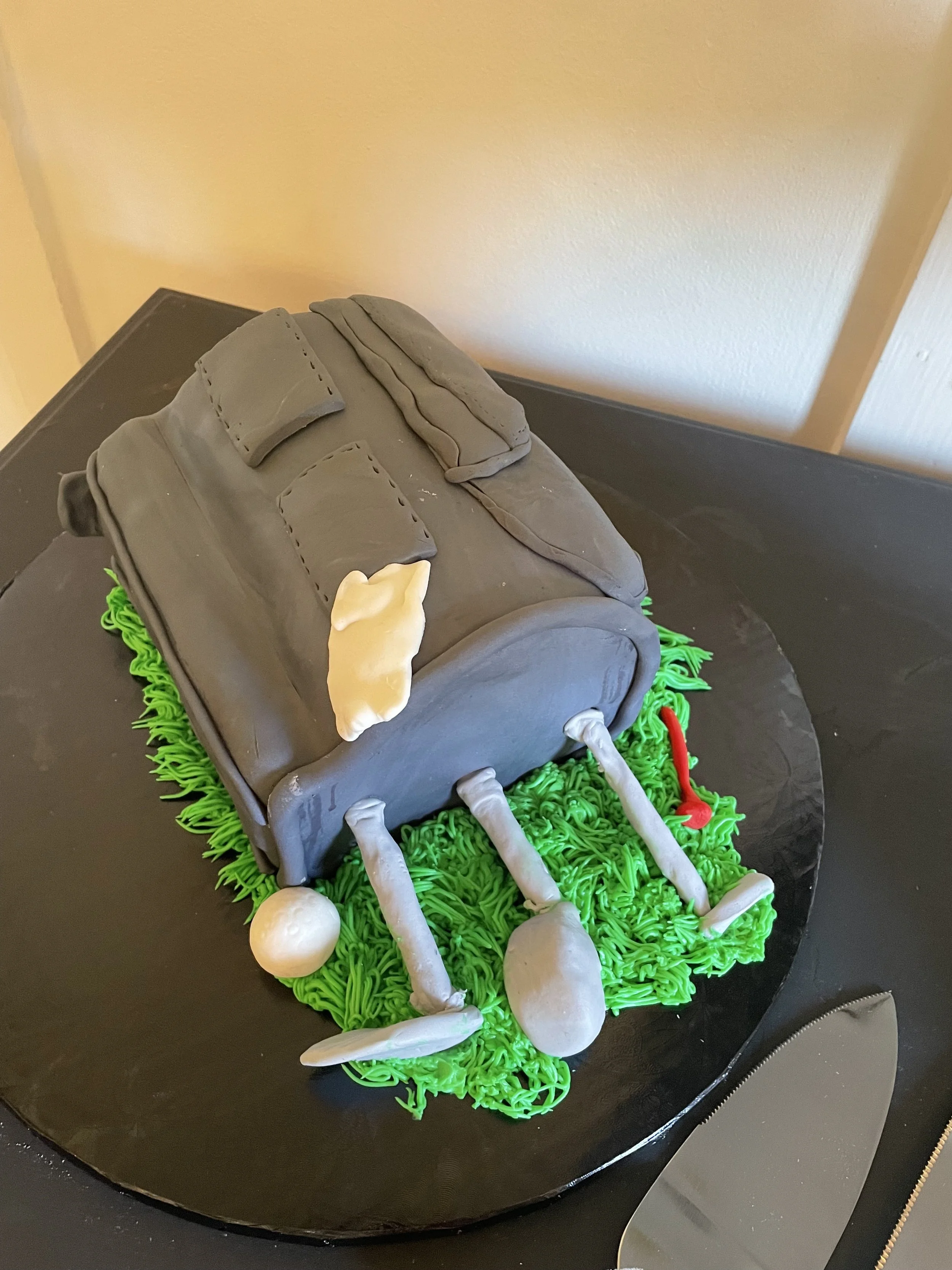 Golf Bag Groom's cake with Golf Clubs, Golf Ball, and Glove
