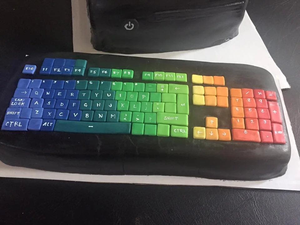 Custom gaming computer cake with edible screen, keyboard, and mouse