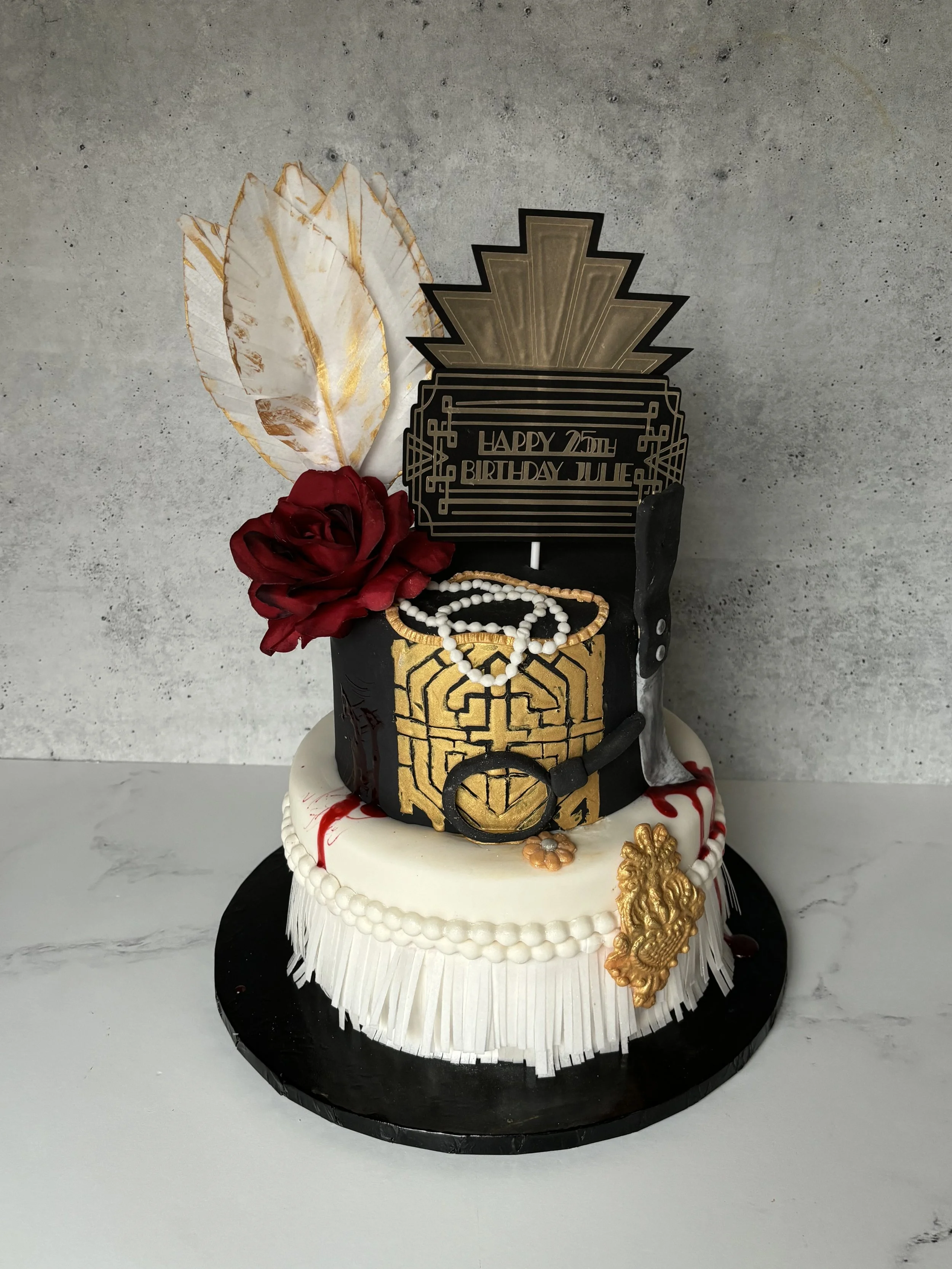 Great Gatsby themed murder mystery cake with elegant 1920s details.