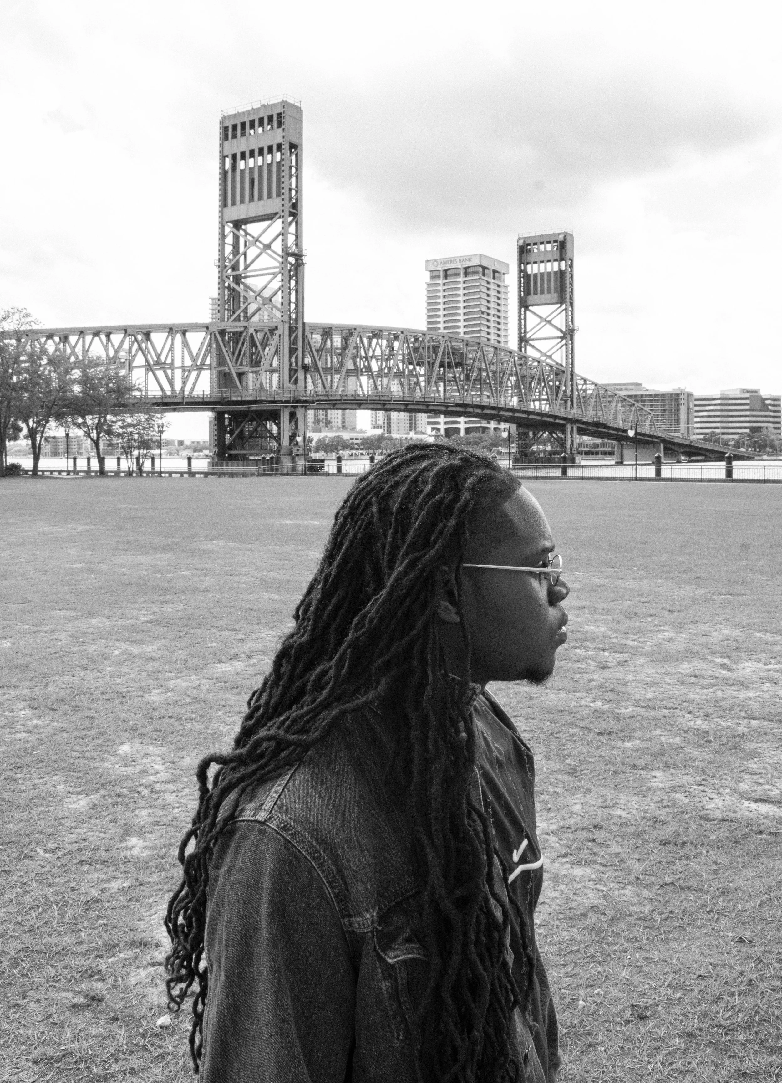 _MG_5811 copy bw.jpg