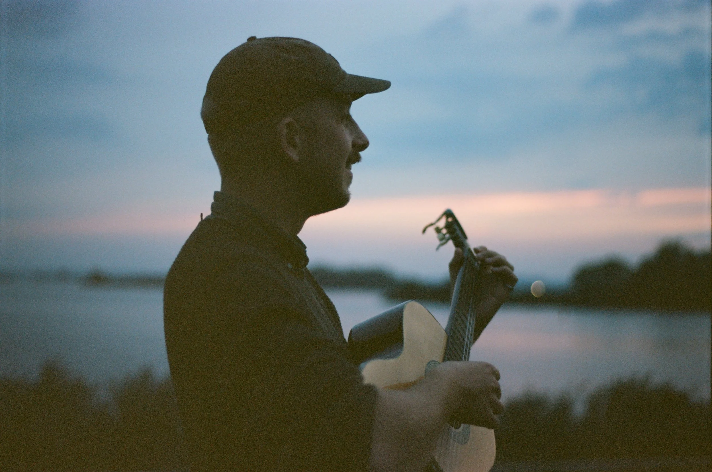 Sip n Strum: Musical Guest Peter de Klerk