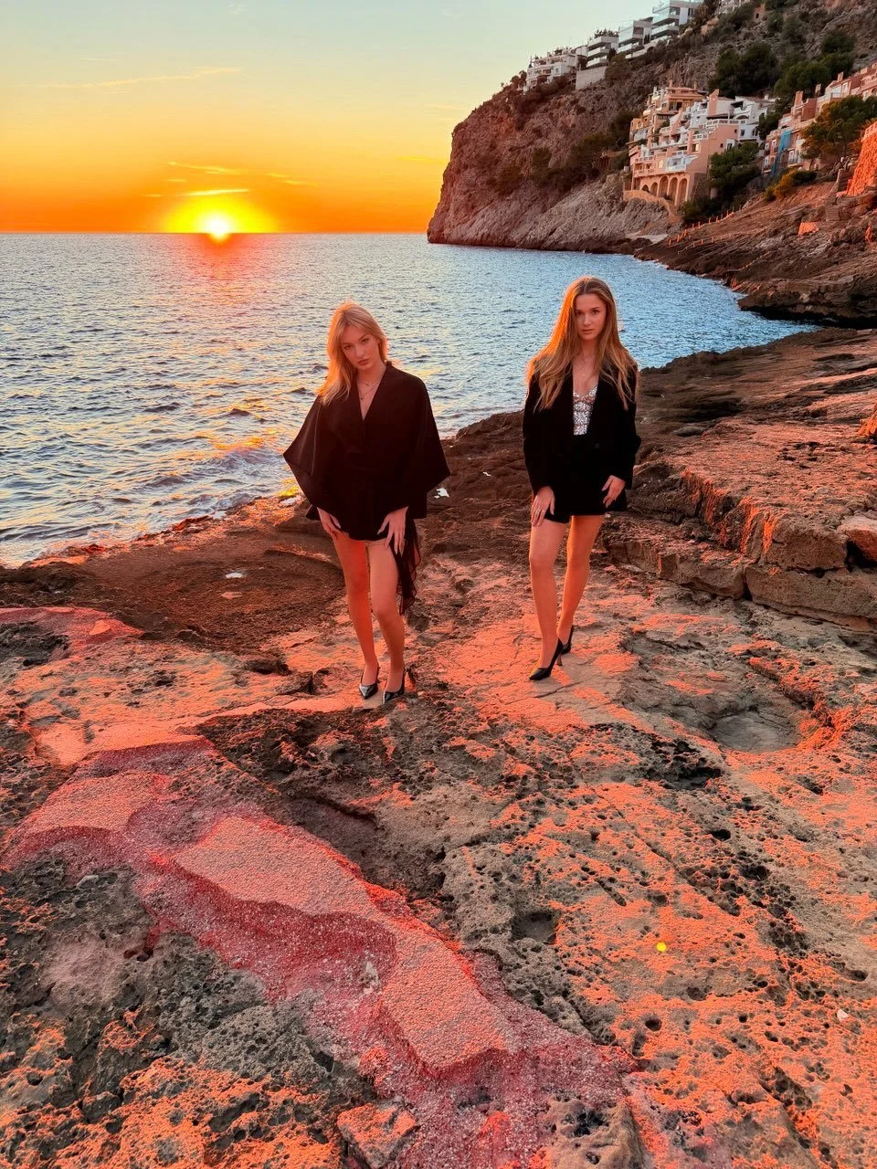 Les &eacute;l&egrave;ves mannequins &agrave; Palma
Palma &mdash; Deux de nos &eacute;l&egrave;ves deviennent mod&egrave;les.
Pour cette sortie de d&eacute;cembre, organis&eacute;e en rep&eacute;rage pour notre shooting professionnel de mai, nos deux 