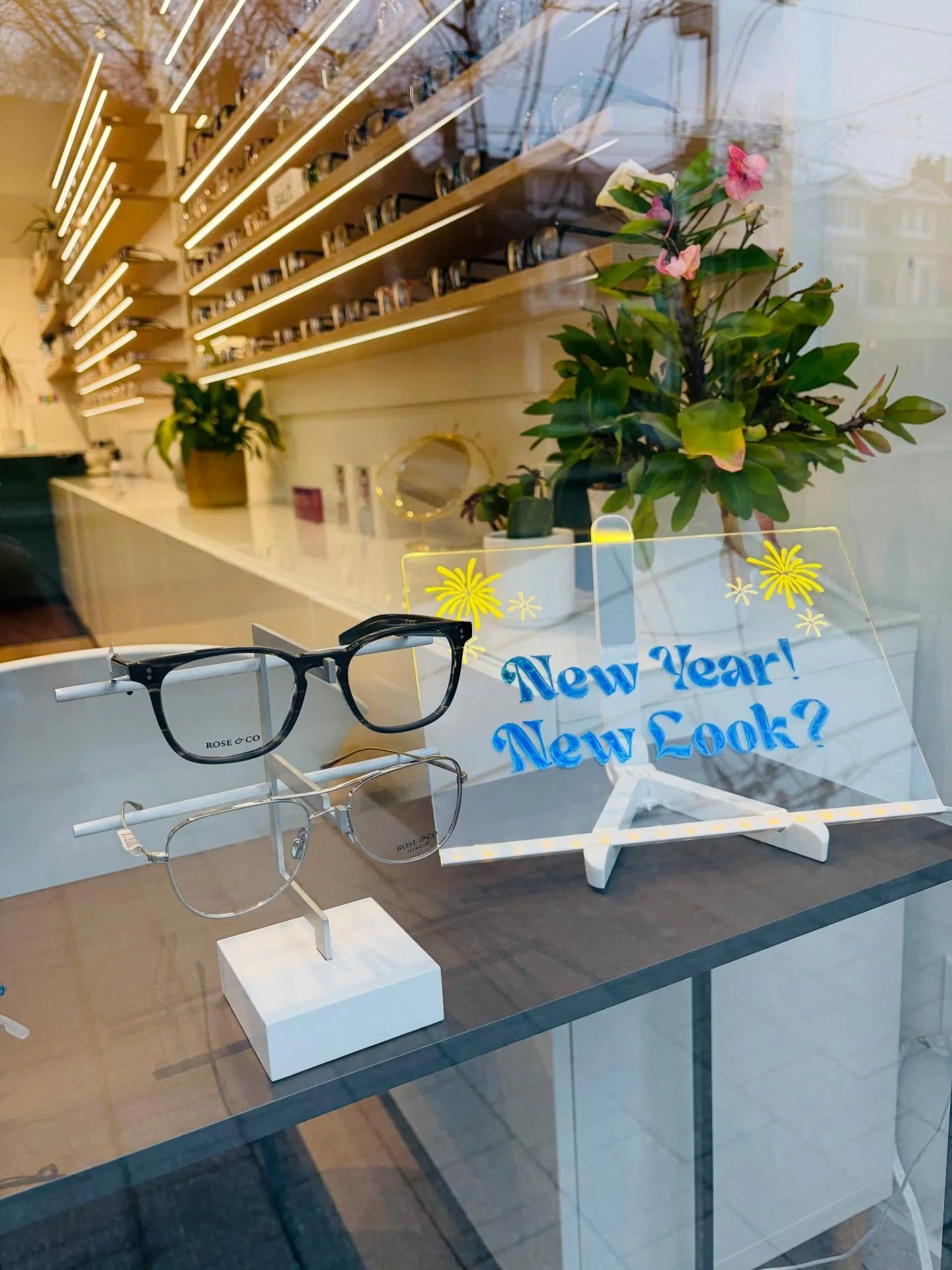 Looking to freshen up your look in the new year? ✨
Stop by any time and we can help you find a frame to suit the new you! 

#newyearnewyou #newframes #newglasses👓
