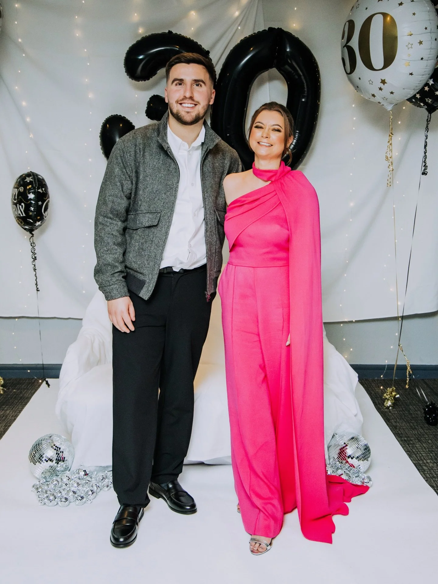 Happy 30th birthday to @hollybreeze_ 💕📸🥳 It was so much fun capturing your party with all your loved ones! 

🪩🪩🪩🪩

.
.
.
#30thbirthdaycelebration #partyphotography #harlowessex #discoball #essexphotographer